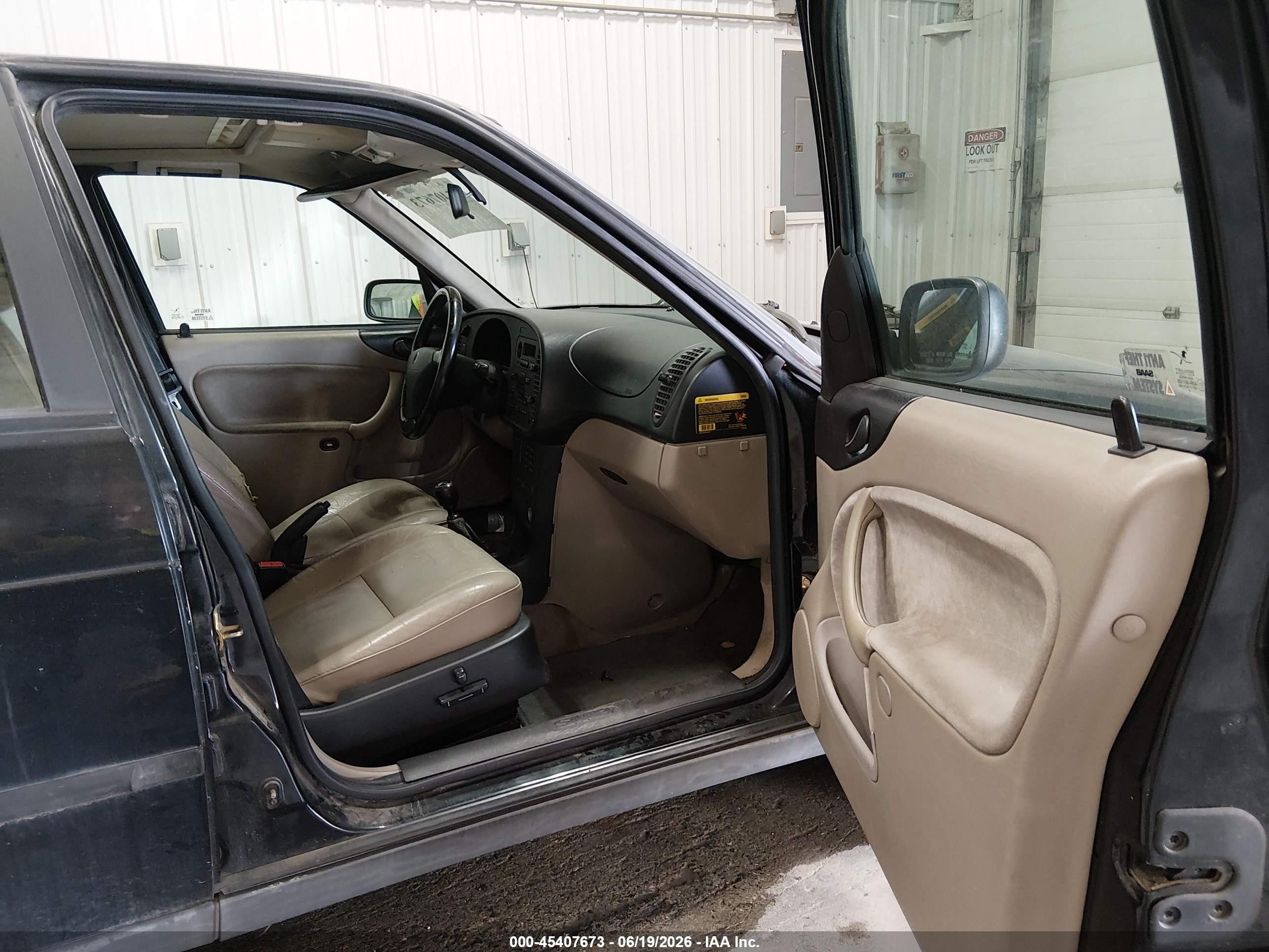 1997 Saab 900 Se Черный vin: YS3DF55N8V2001483