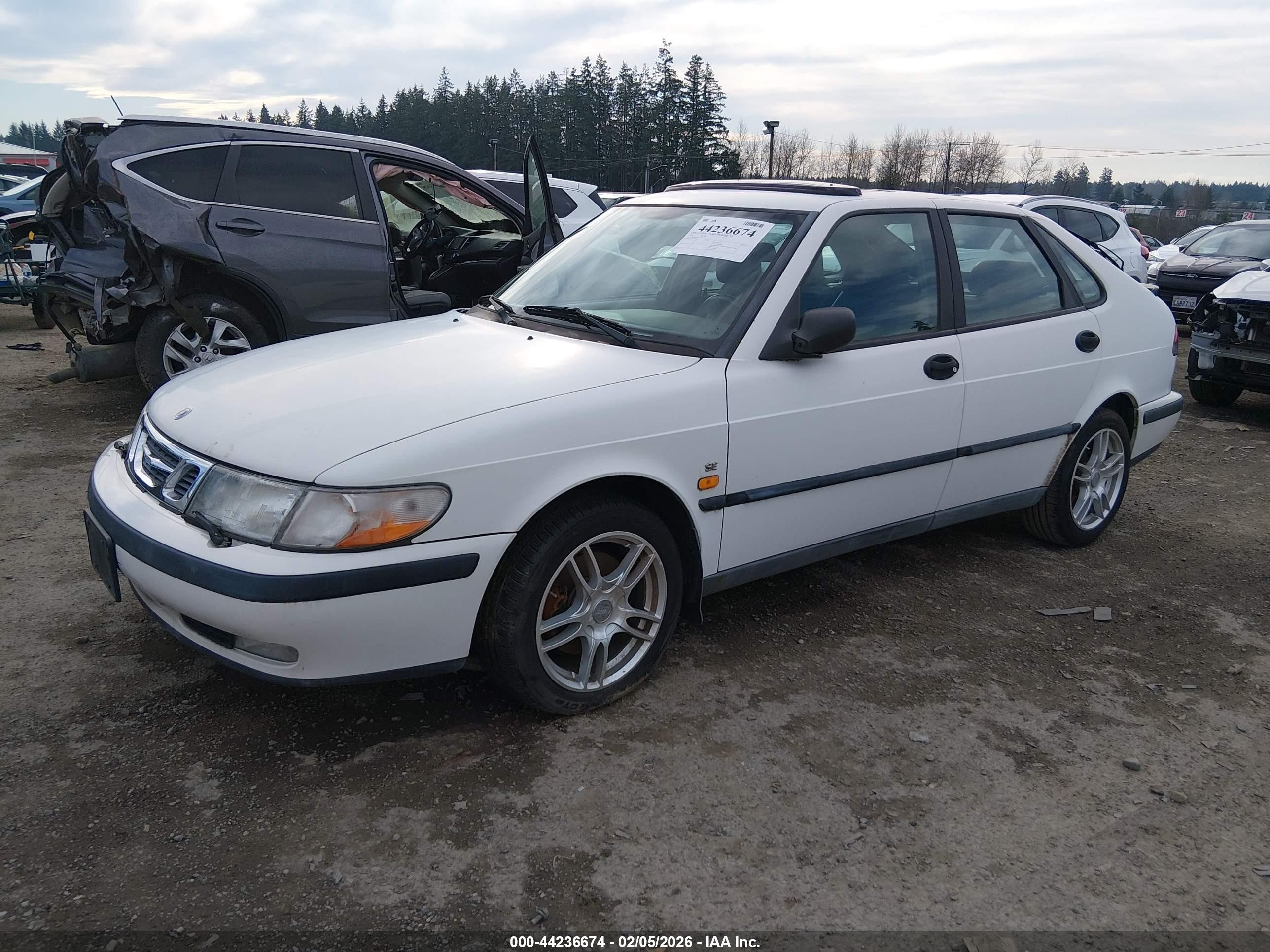 1999 Saab 9-3 Se White vin: YS3DF58N6X2007698