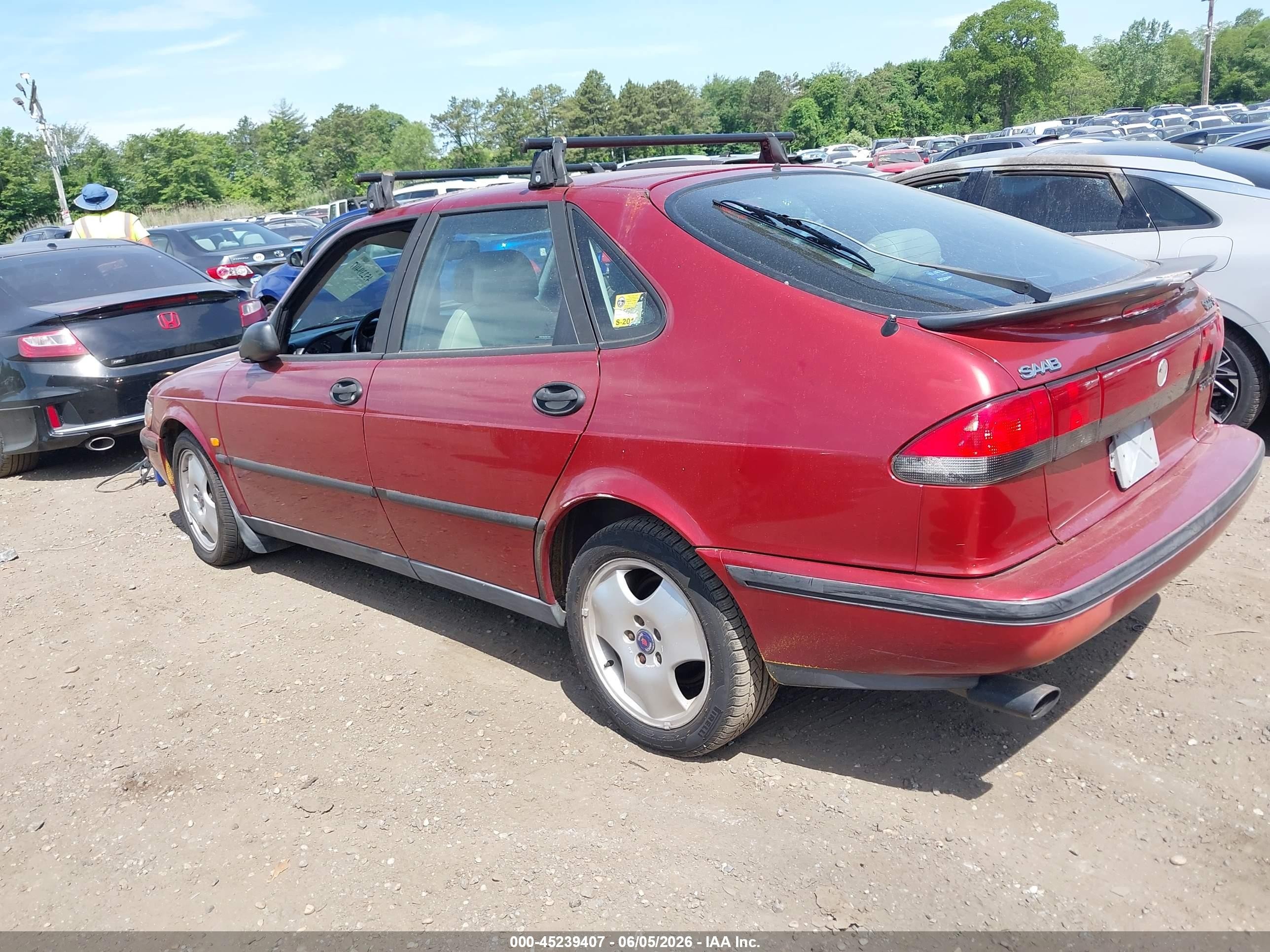 1998 Saab 900 Se Красный vin: YS3DF58NXW2016466