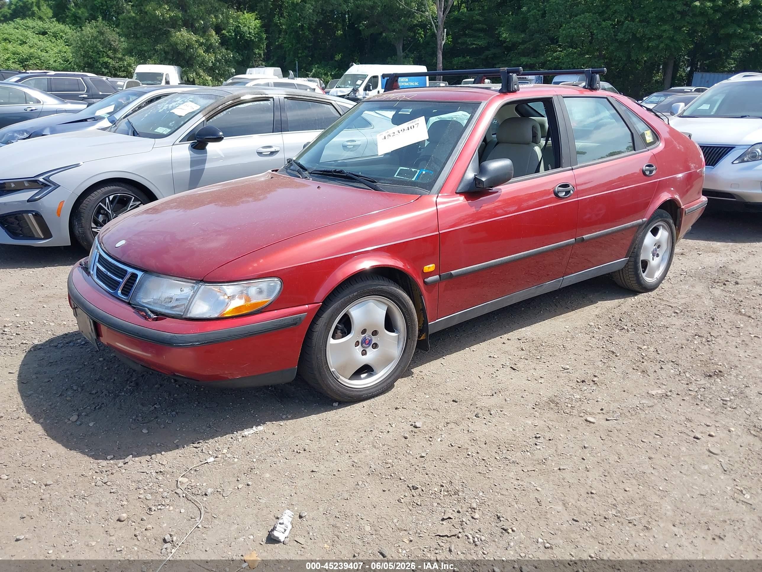 1998 Saab 900 Se Красный vin: YS3DF58NXW2016466