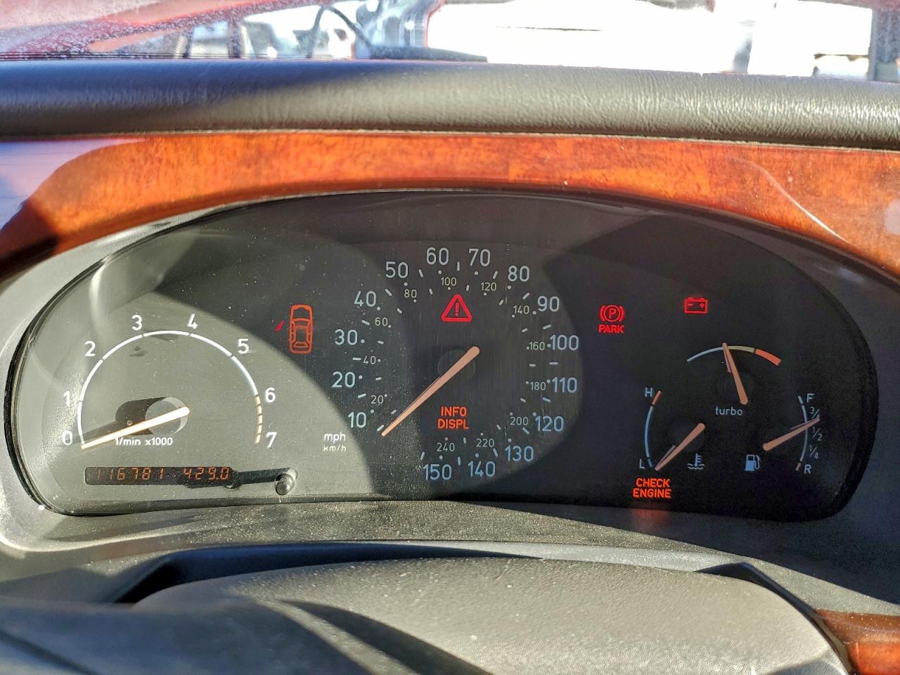 1999 Saab 9-3 Se Red vin: YS3DF75N1X7001116