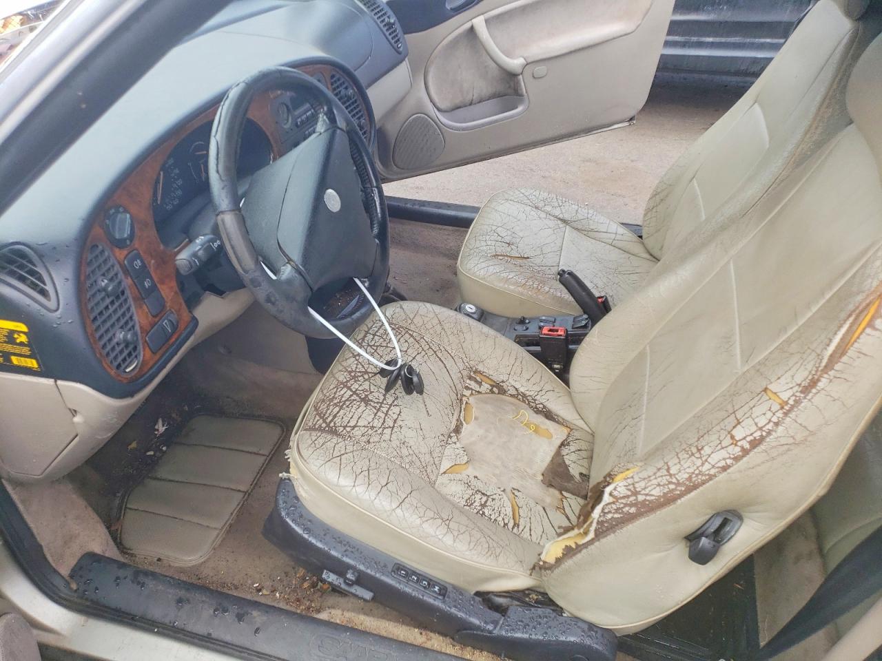 1996 Saab 900 Se Turbo Tan vin: YS3DF75N3T7008515