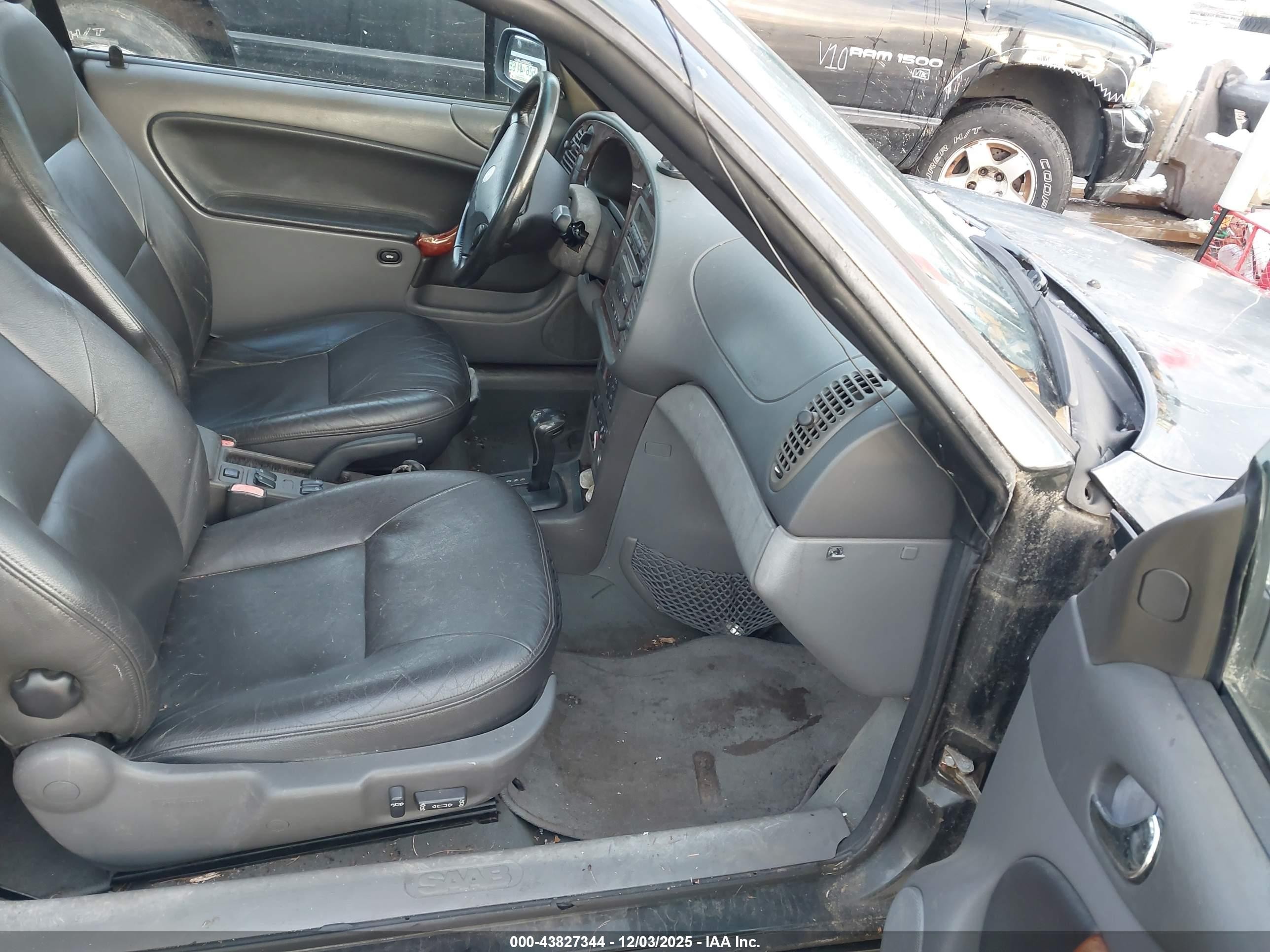 2003 Saab 9-3 Se Black vin: YS3DF78K137012046