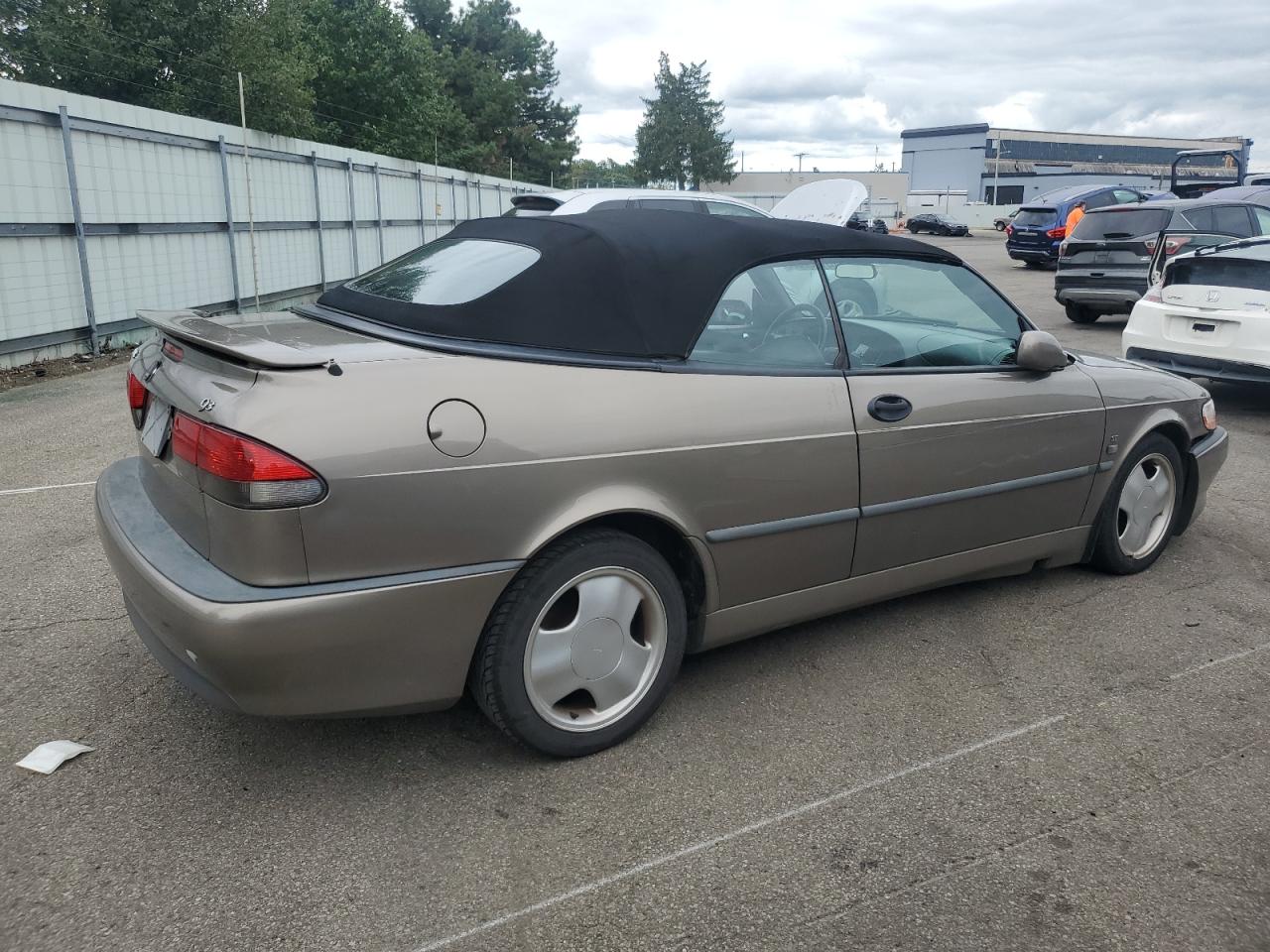 2003 Saab 9-3 Se Tan vin: YS3DF78KX37004494