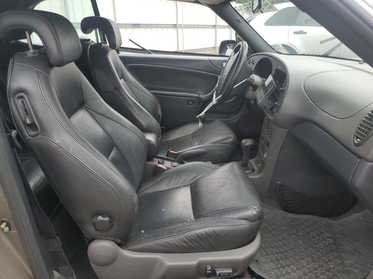 2003 Saab 9-3 Se Tan vin: YS3DF78KX37004494
