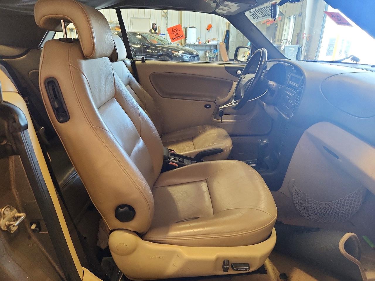 2003 Saab 9-3 Se Gold vin: YS3DF78KX37010084