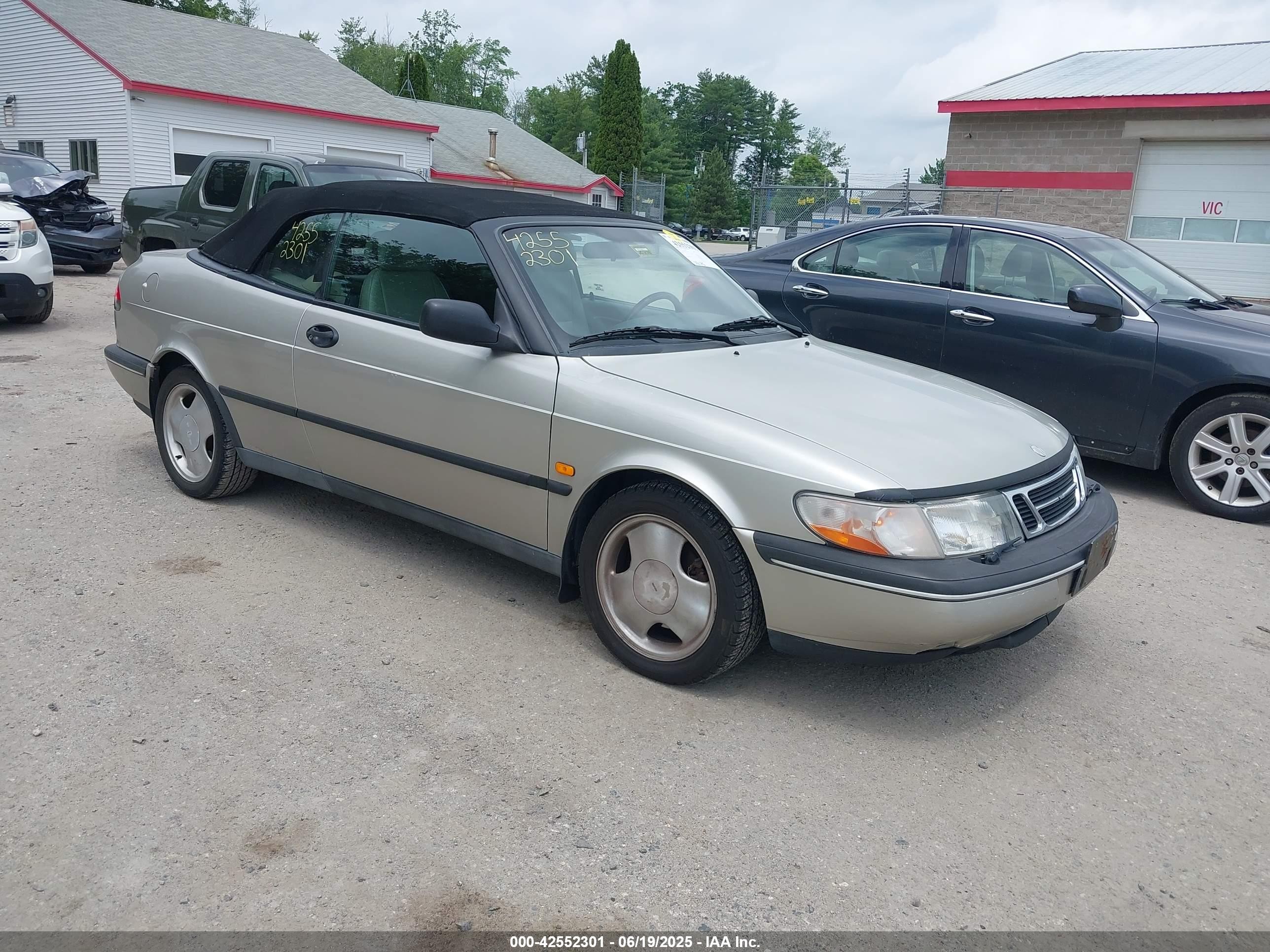 1996 Saab 900 Se Silver vin: YS3DF78V3T7001155