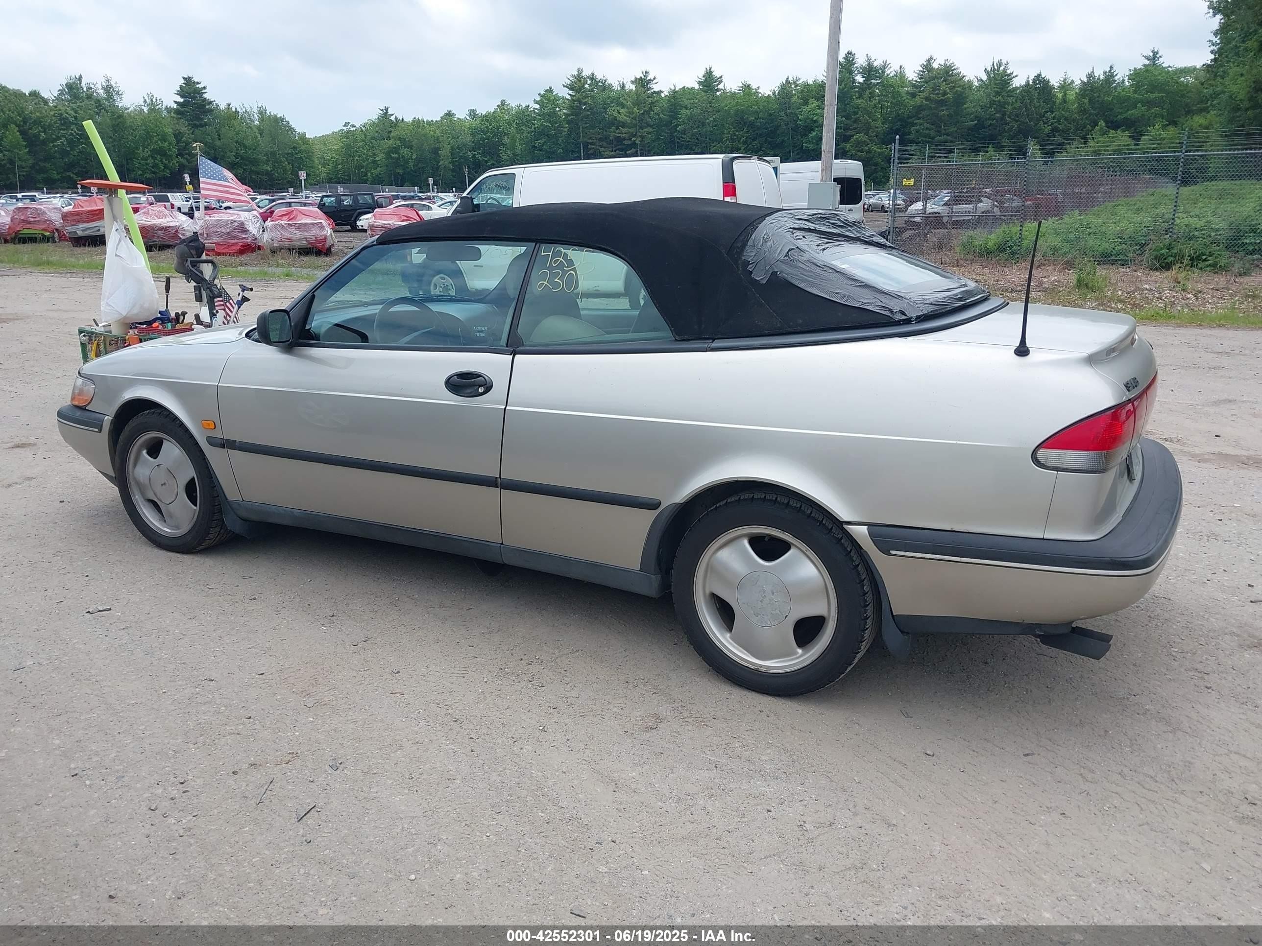 1996 Saab 900 Se Silver vin: YS3DF78V3T7001155