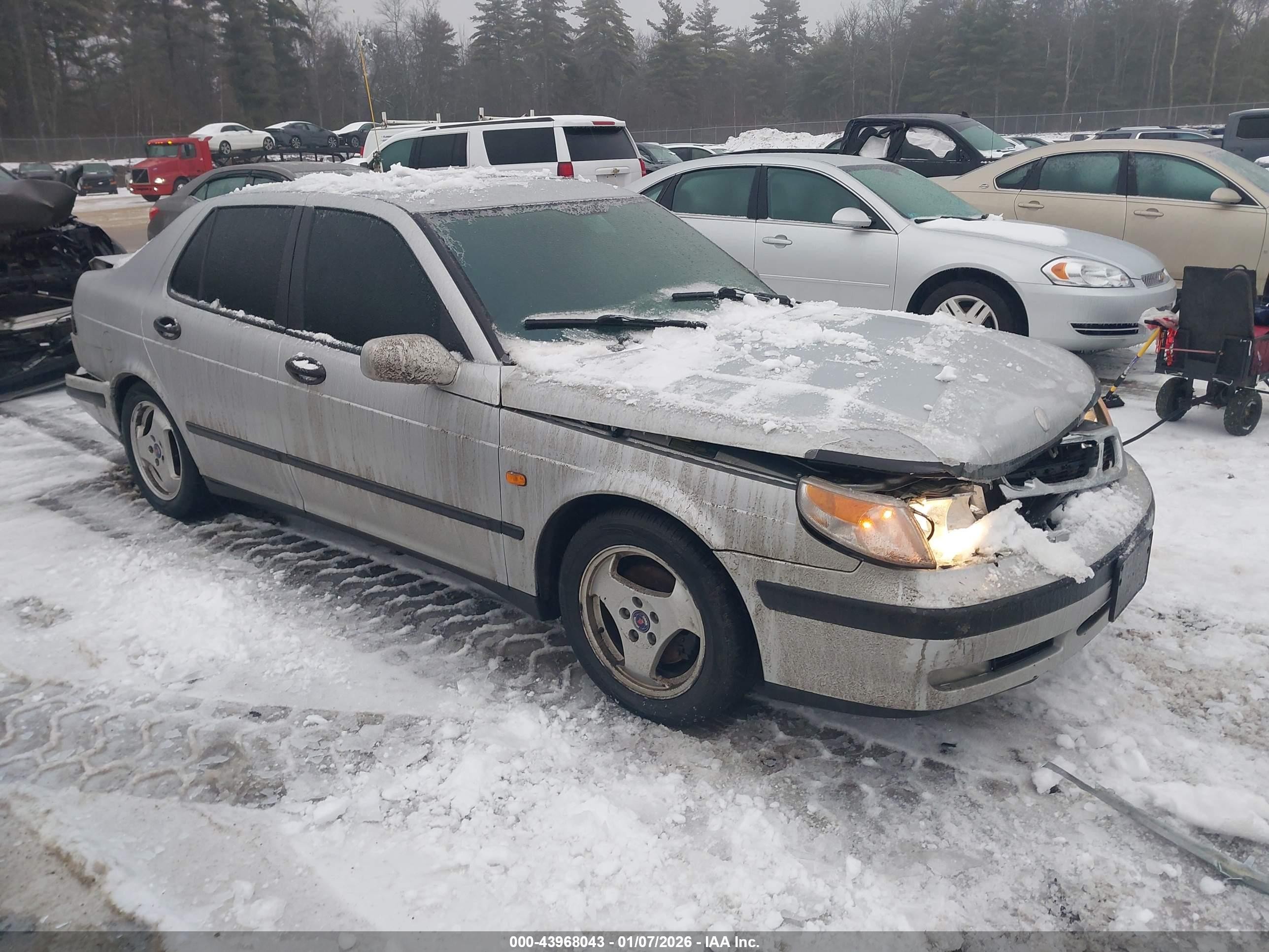 1999 Saab 9-5   Silver vin: YS3ED45E6X3006439