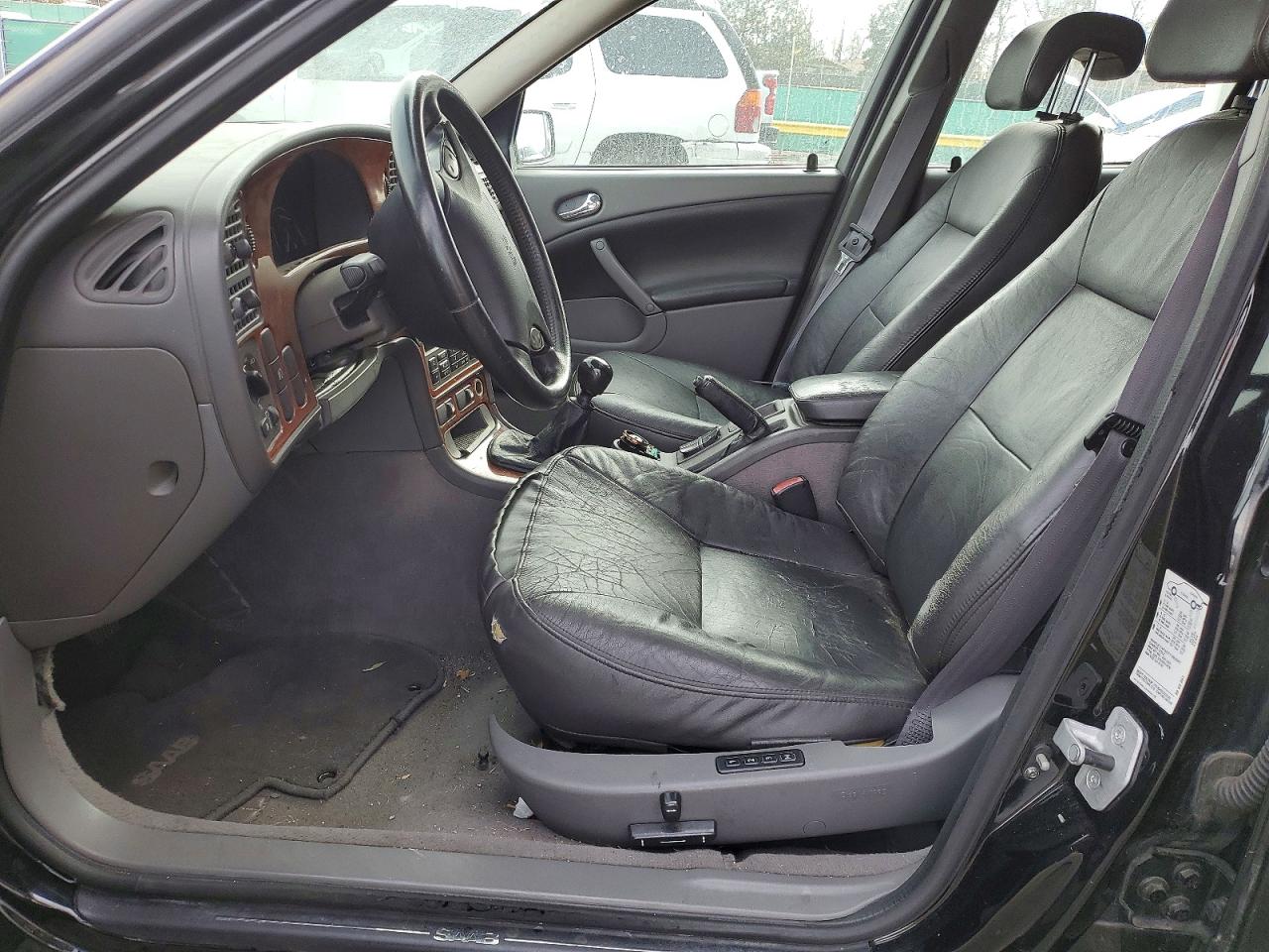 2001 Saab 9-5 Черный vin: YS3ED45E813046139