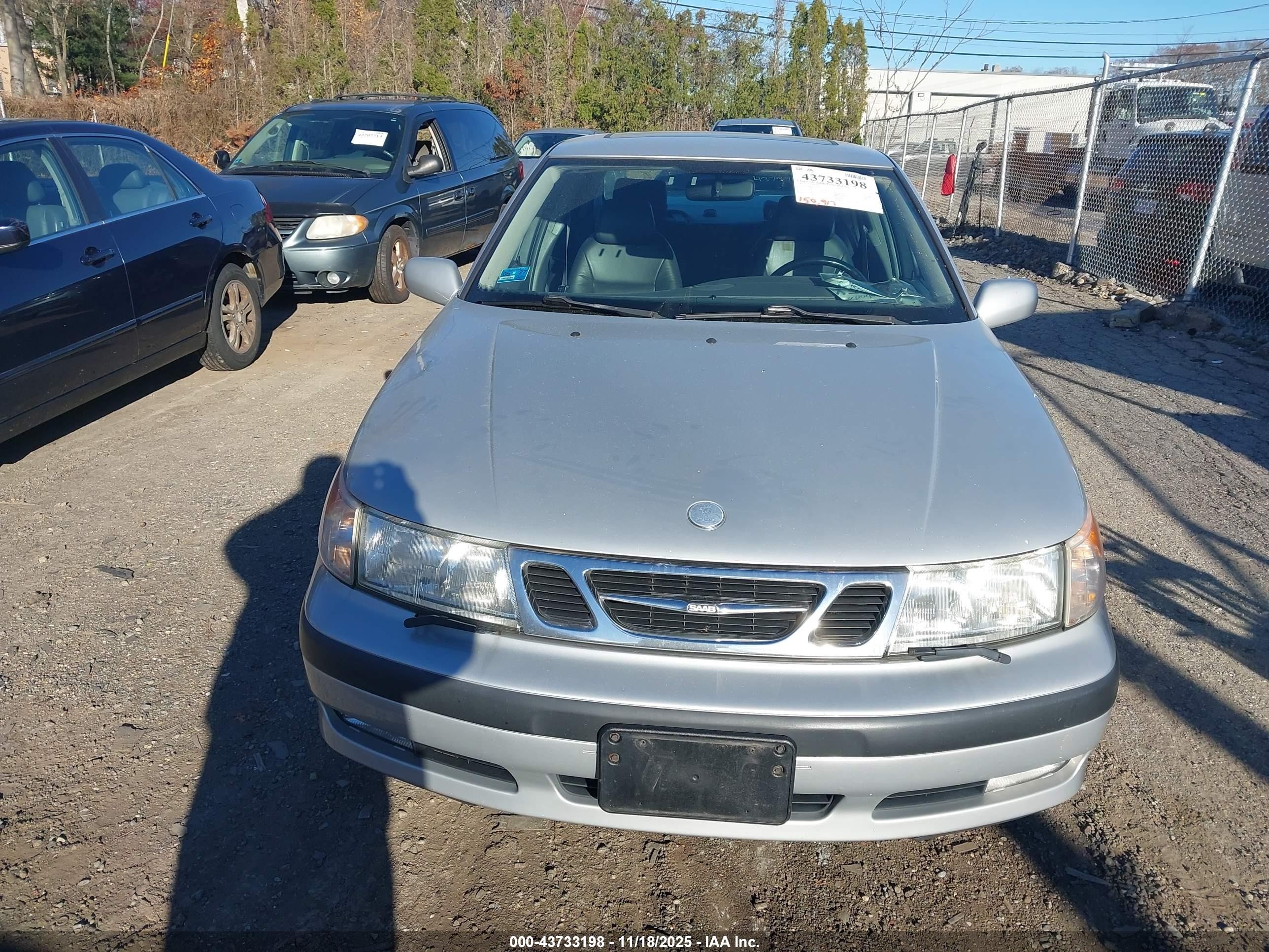 2001 Saab 9-5   Silver vin: YS3ED48E613050959