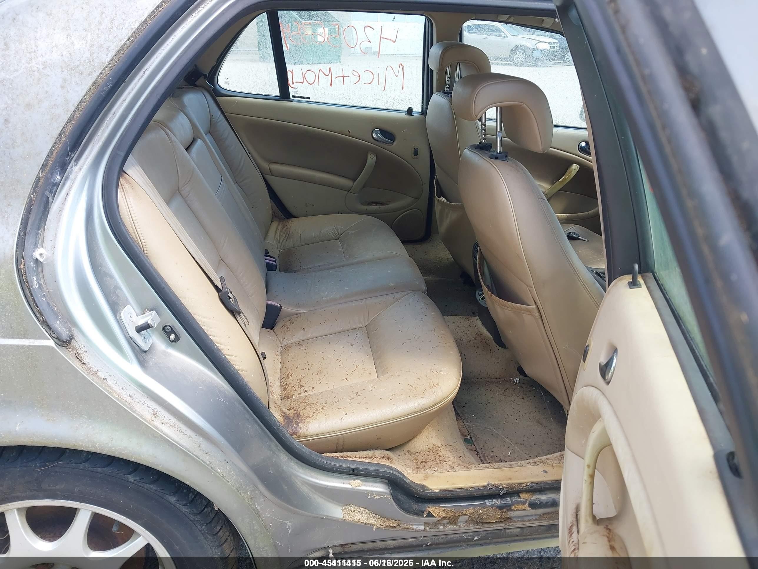 2001 Saab 9-5   Серый vin: YS3ED48E713026542