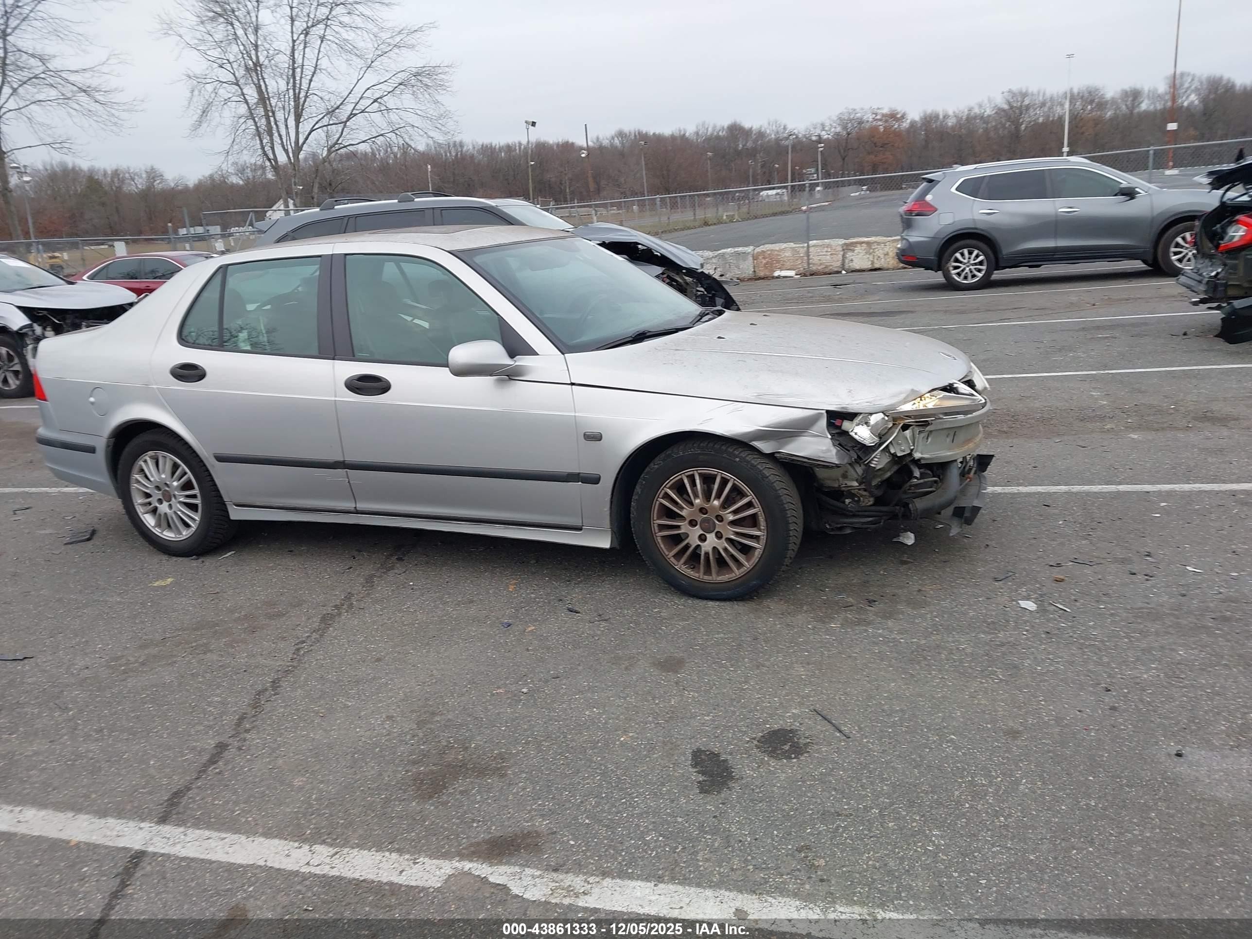 2005 Saab 9-5 Arc Silver vin: YS3ED49A353528580