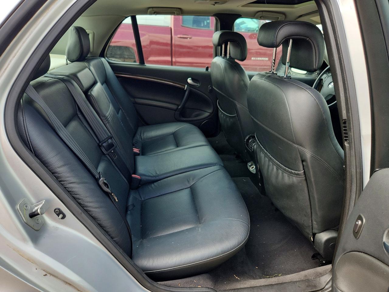 2006 Saab 9-5 Base Silver vin: YS3ED49G063505523