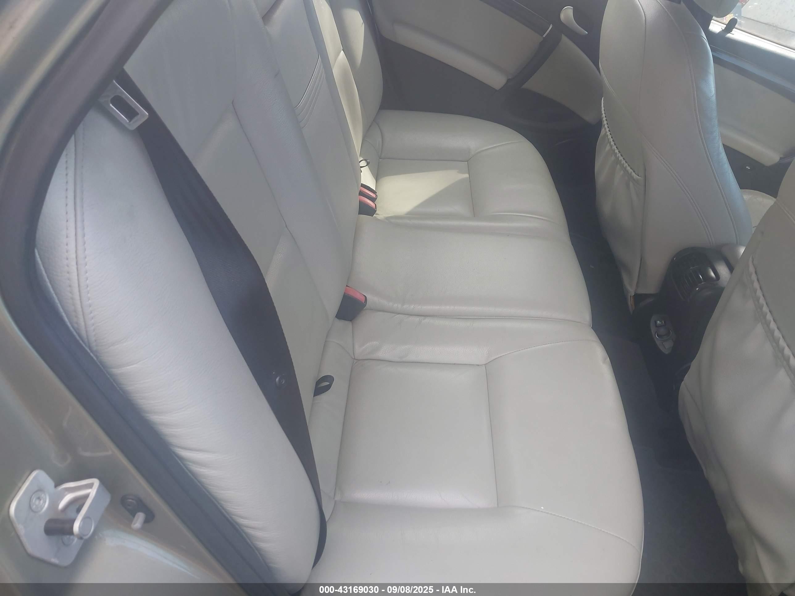 2008 Saab 9-5 2.3t Зеленый vin: YS3ED49G183507736