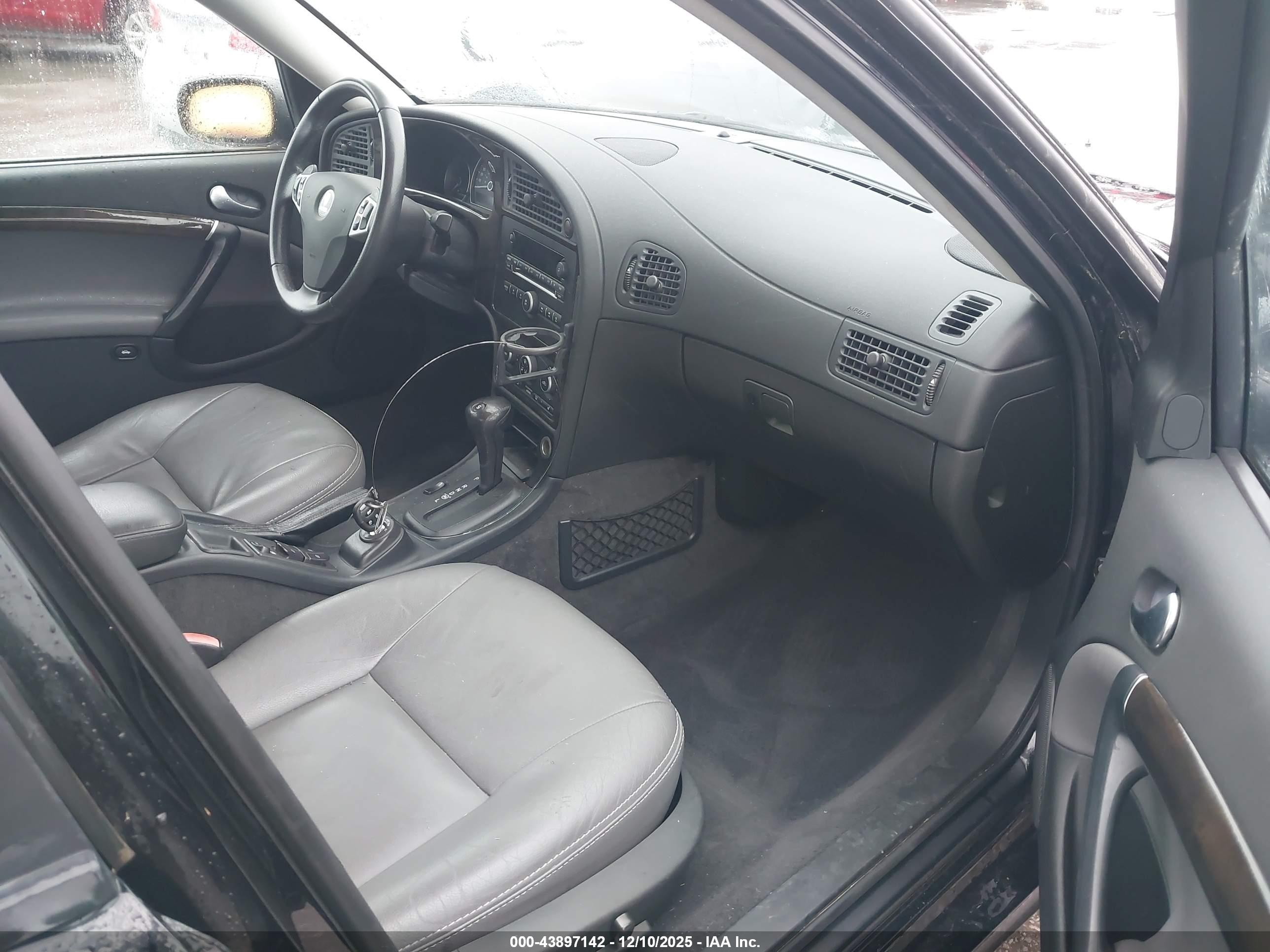 2007 Saab 9-5 2.3t Black vin: YS3ED49G273504522