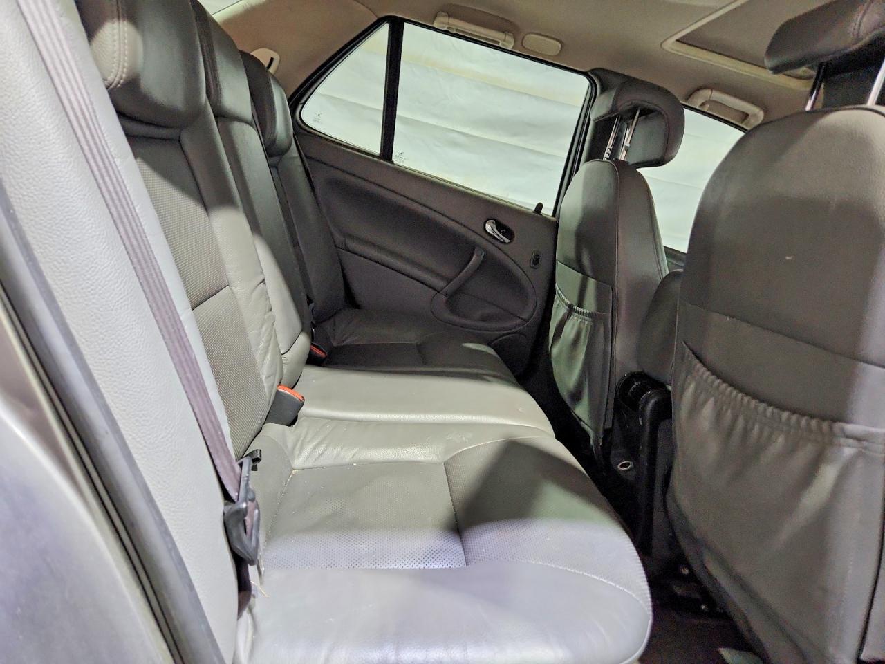 2005 Saab 9-5 Arc Gray vin: YS3ED59A953523809