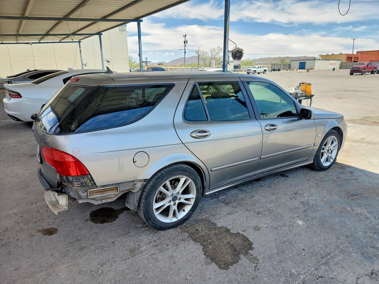 2006 Saab 9-5 Base Tan vin: YS3ED59G463503893