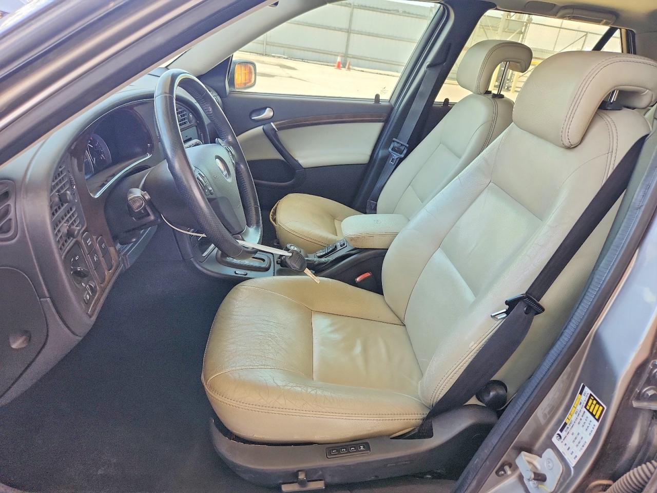 2006 Saab 9-5 Base Tan vin: YS3ED59G463503893