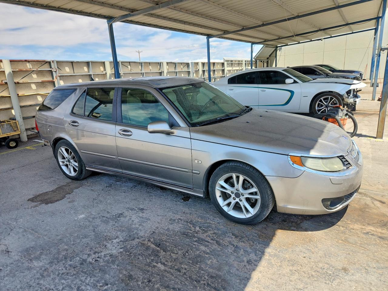 2006 Saab 9-5 Base Tan vin: YS3ED59G463503893