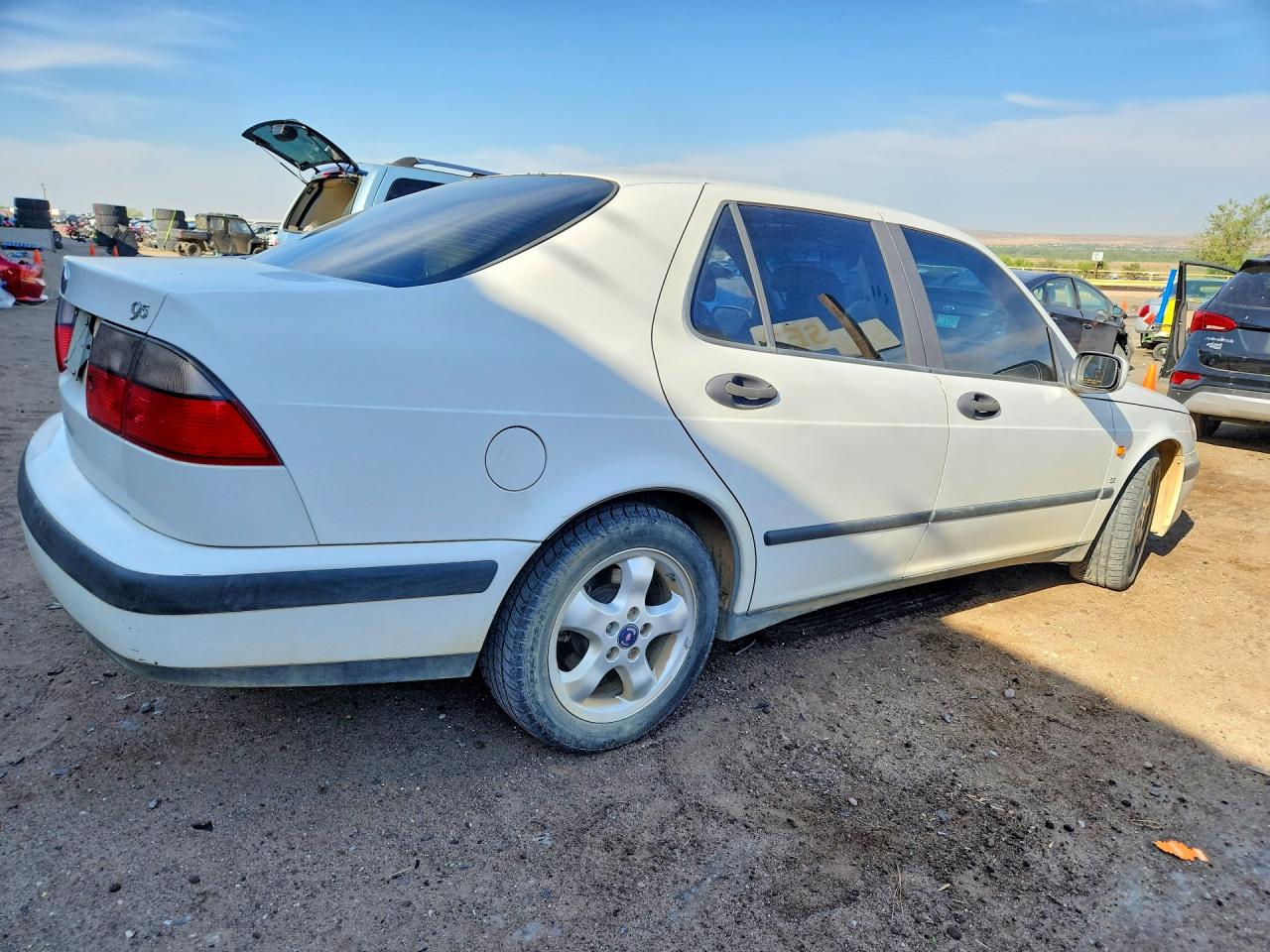 1999 Saab 9-5 Se White vin: YS3EF48E3X3032566