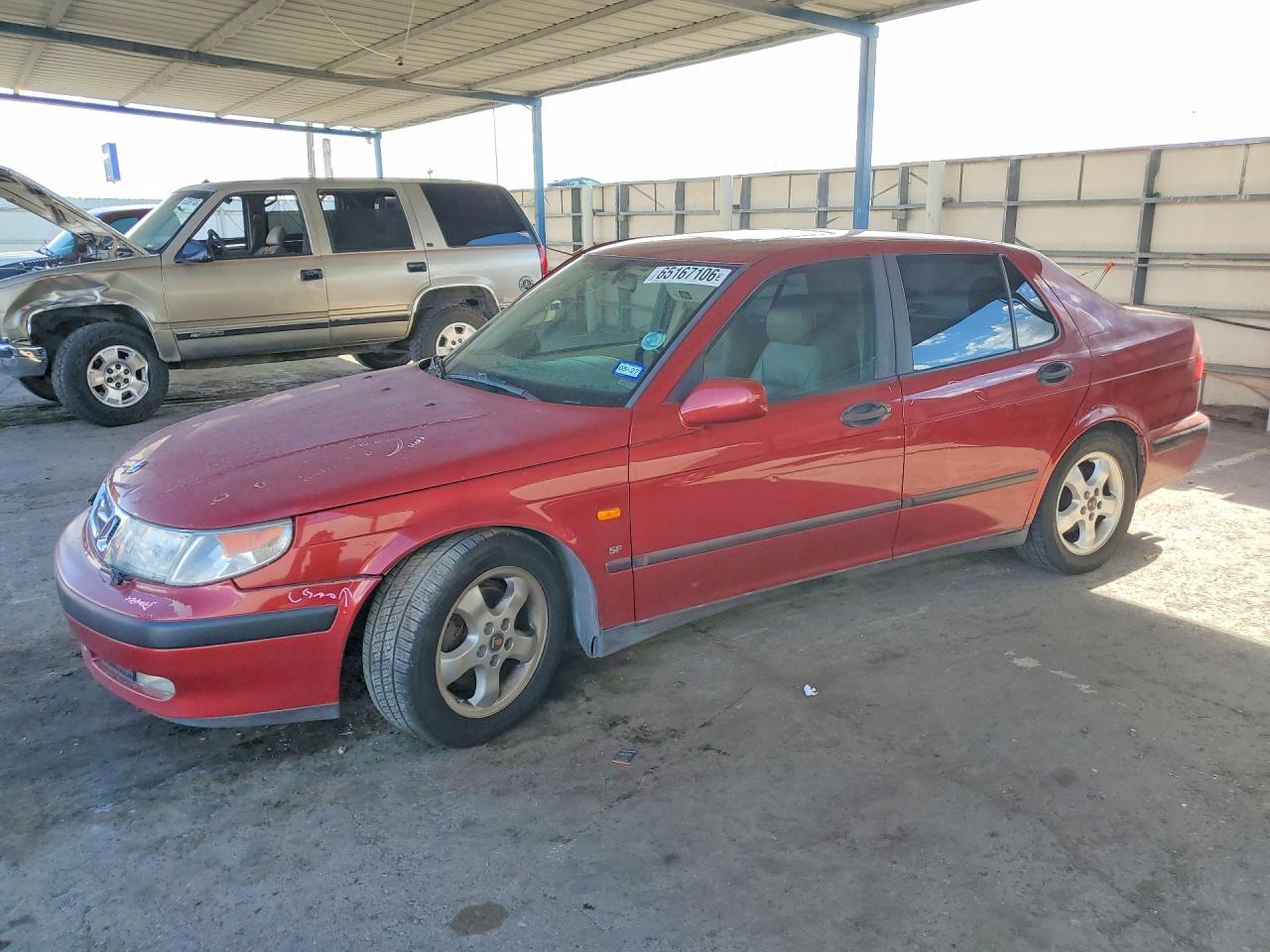 YS3EF48Z4X3039044