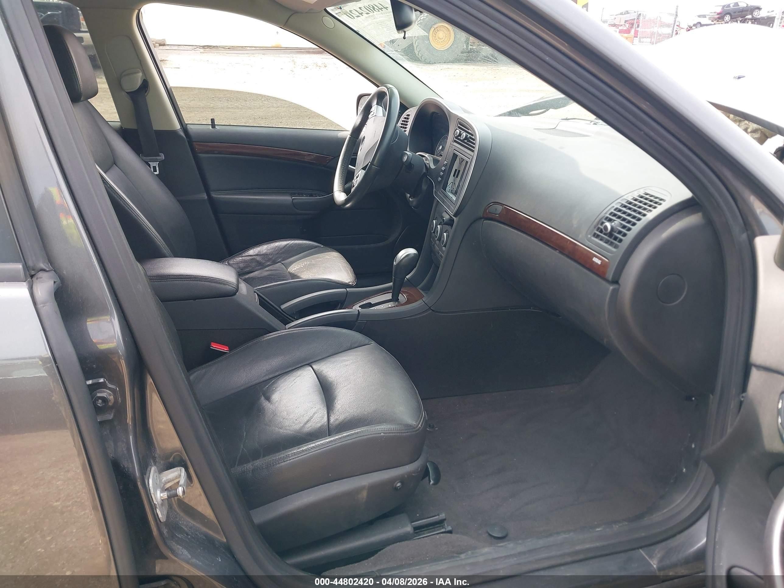 2010 Saab 9-3   Серый vin: YS3FA4BY2A1618295