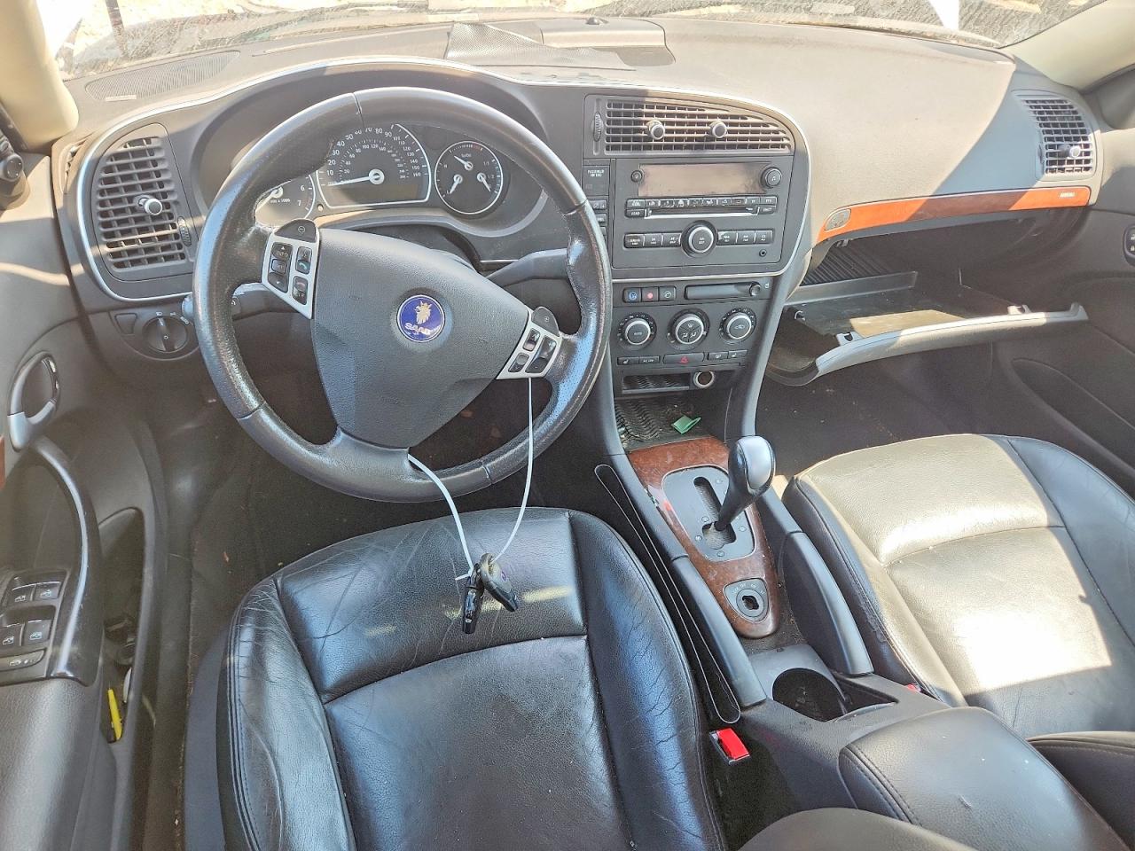 2010 Saab 9-3 2.0t White vin: YS3FA4BY4A1610490