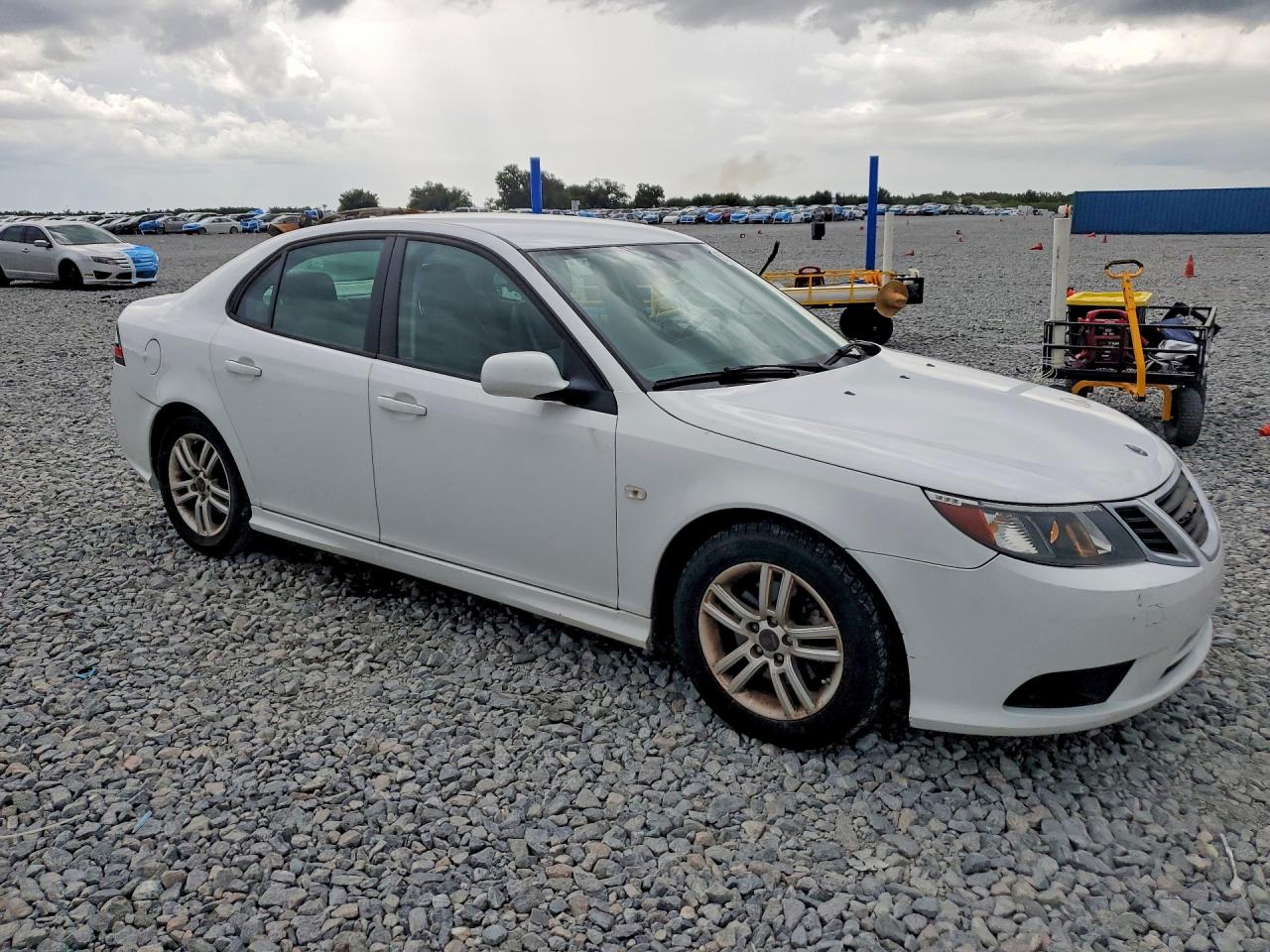 2011 Saab 9-3 2.0t White vin: YS3FA4CY4B1310089