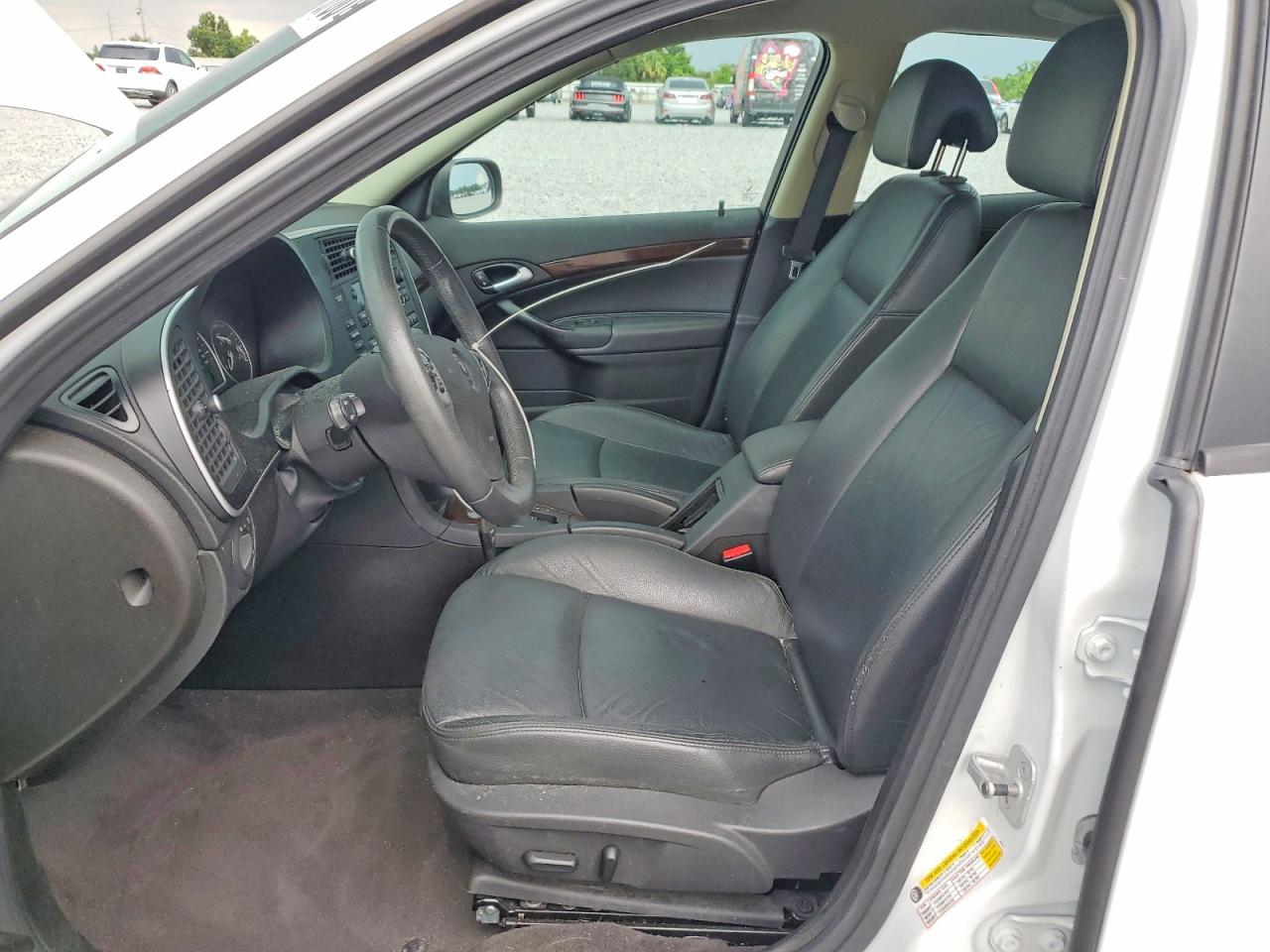 2011 Saab 9-3 2.0t White vin: YS3FA4CY4B1310089