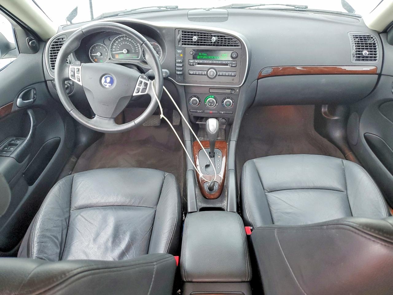 2011 Saab 9-3 2.0t White vin: YS3FA4CY4B1310089