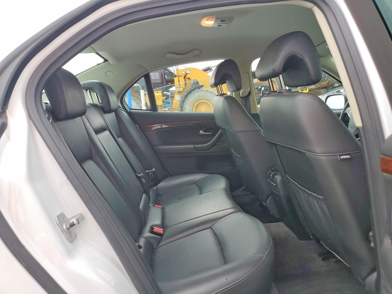 2011 Saab 9-3 2.0t White vin: YS3FA4CY4B1310089