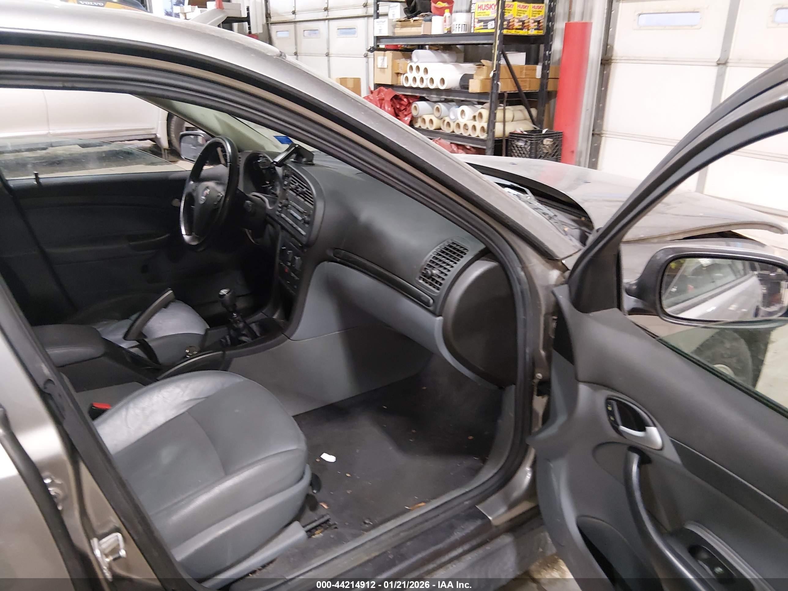 2005 Saab 9-3 Linear Silver vin: YS3FB45S651015327