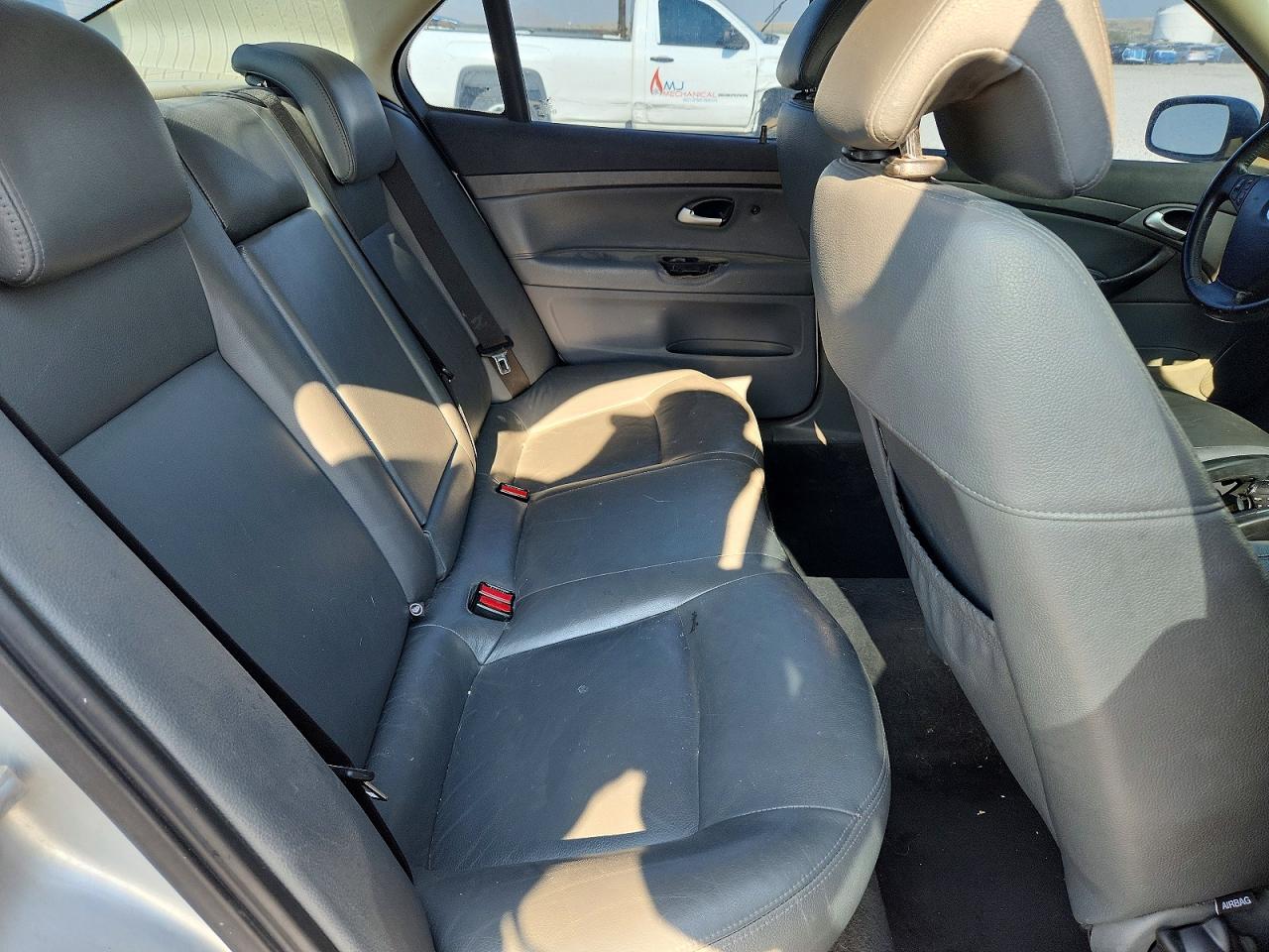 2004 Saab 9-3 Linear Silver vin: YS3FB49S041016353