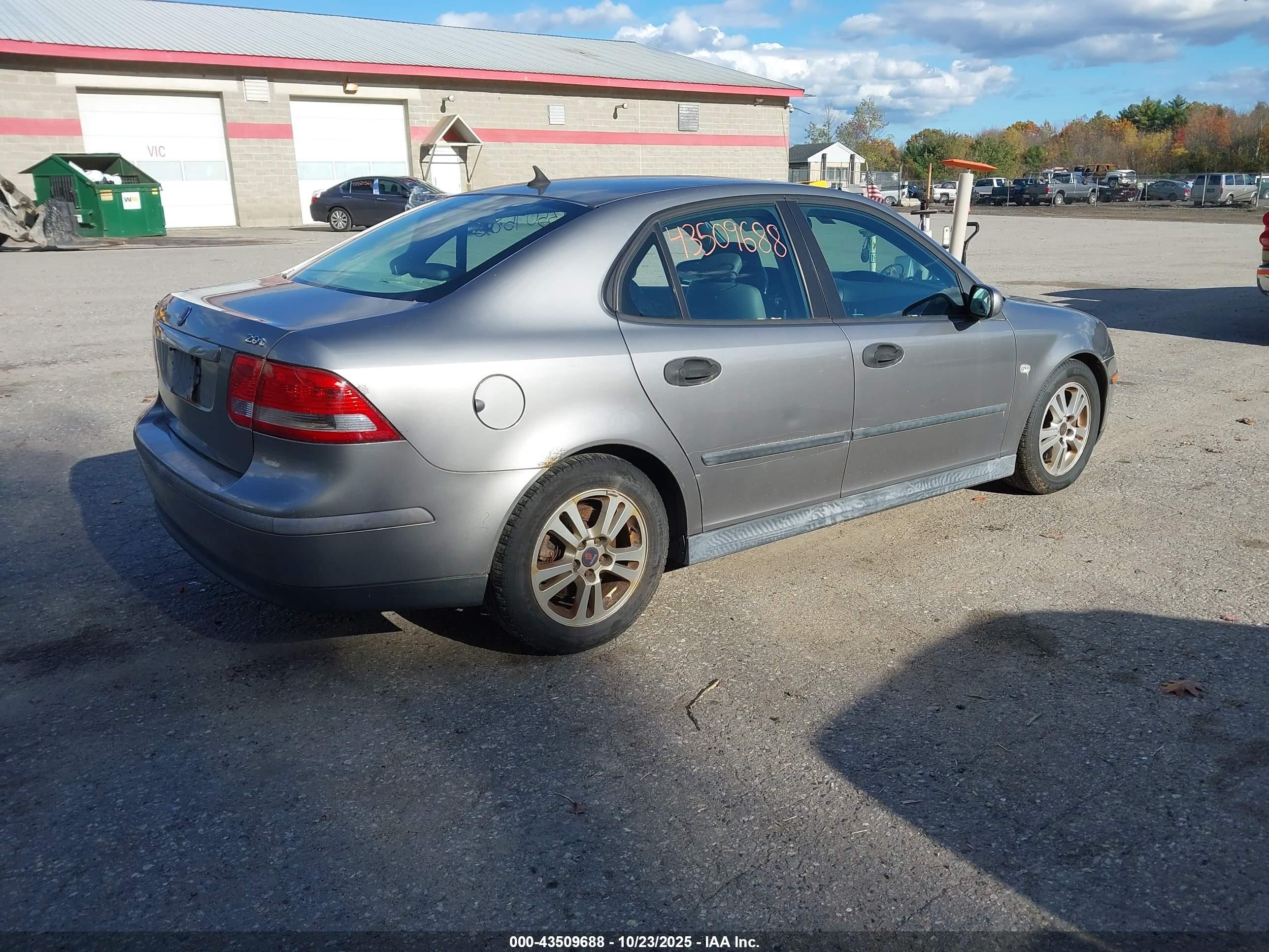 2005 Saab 9-3 Linear Gray vin: YS3FB49S451001761