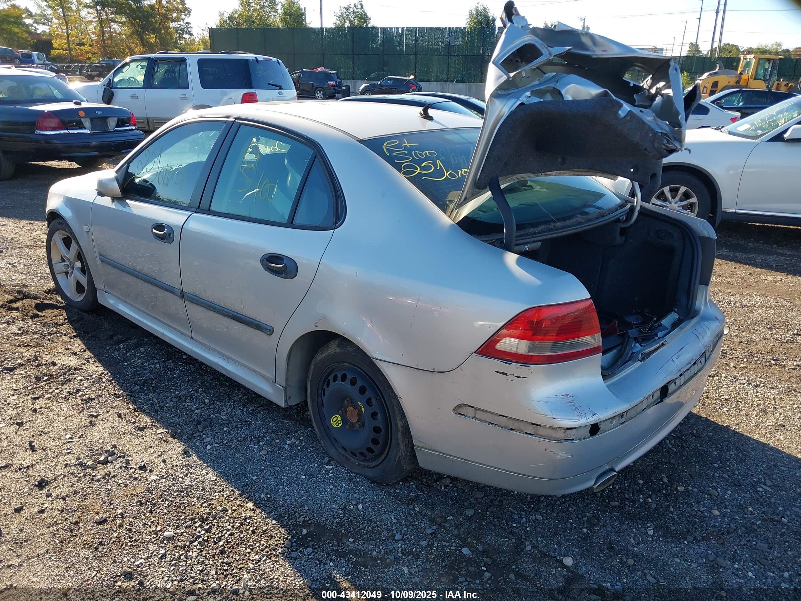 2003 Saab 9-3 Linear Серебряный vin: YS3FB49S631007803