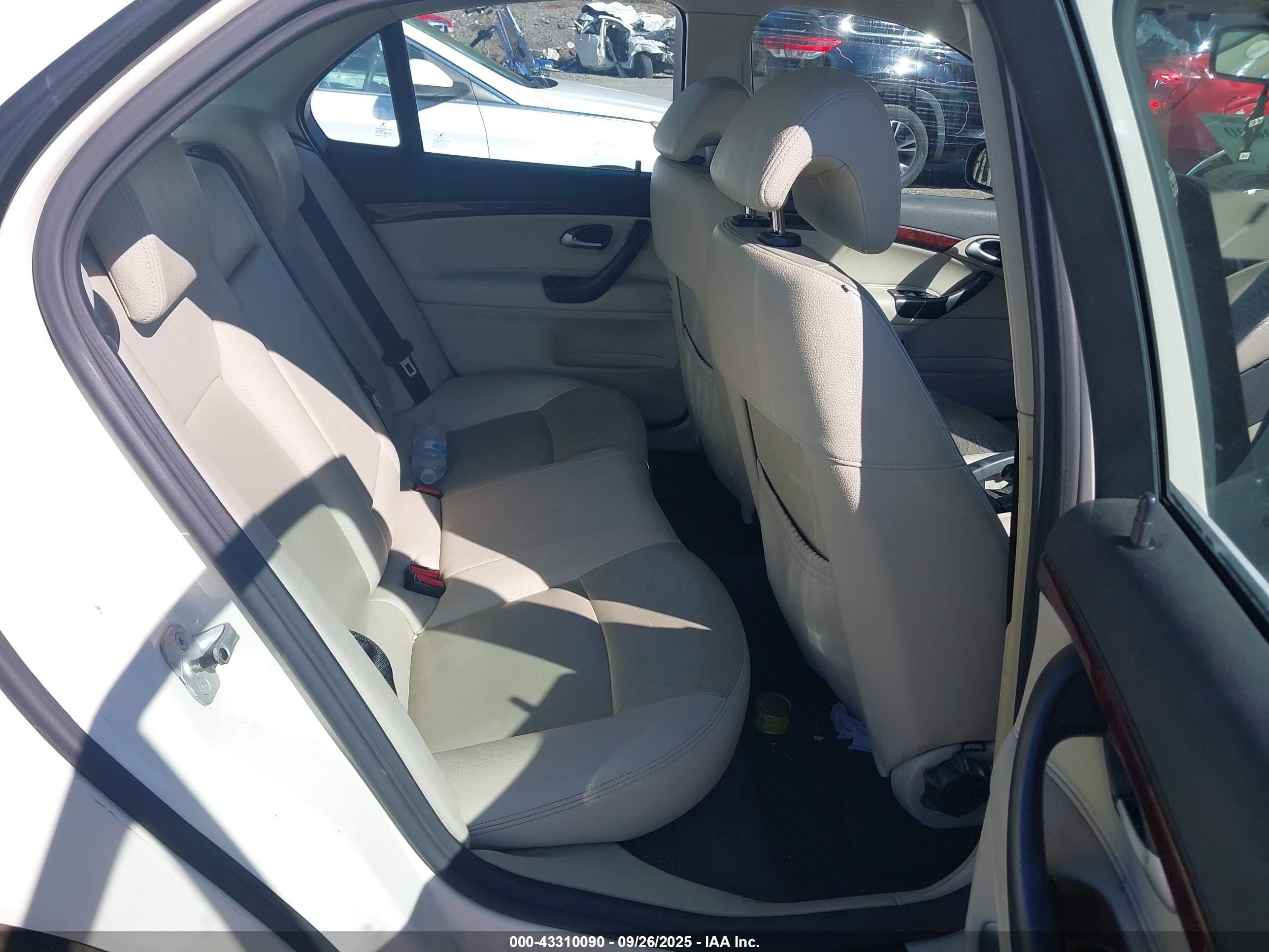 2005 Saab 9-3 Linear White vin: YS3FB49SX51053167