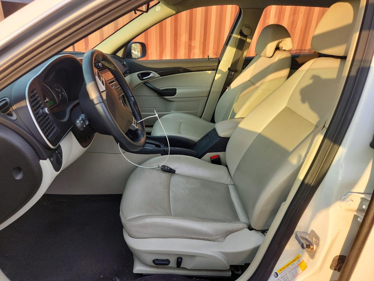 2010 Saab 9-3 2.0t White vin: YS3FD5BY0A1614839