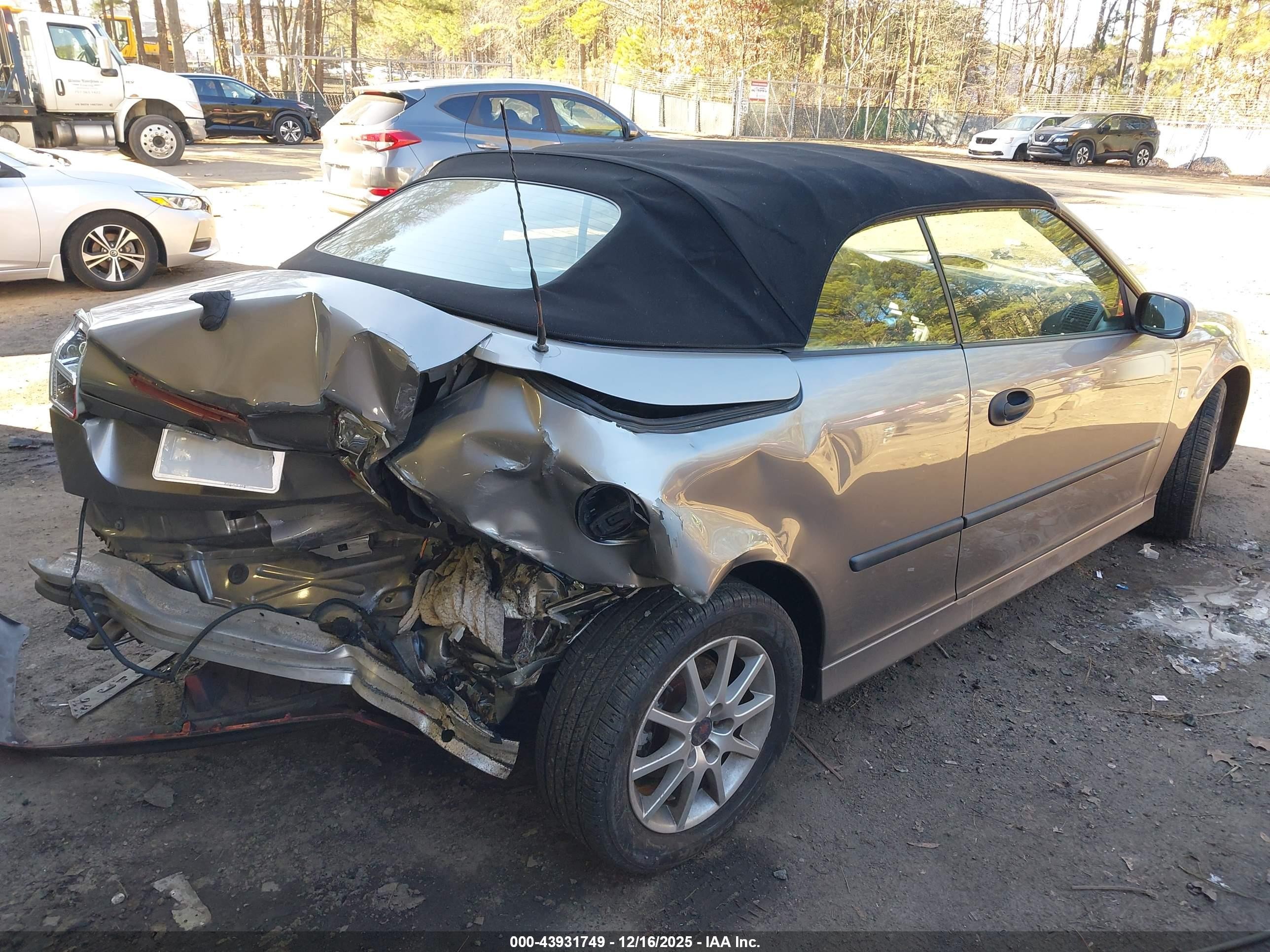 2005 Saab 9-3 Arc Gray vin: YS3FD79Y256013748