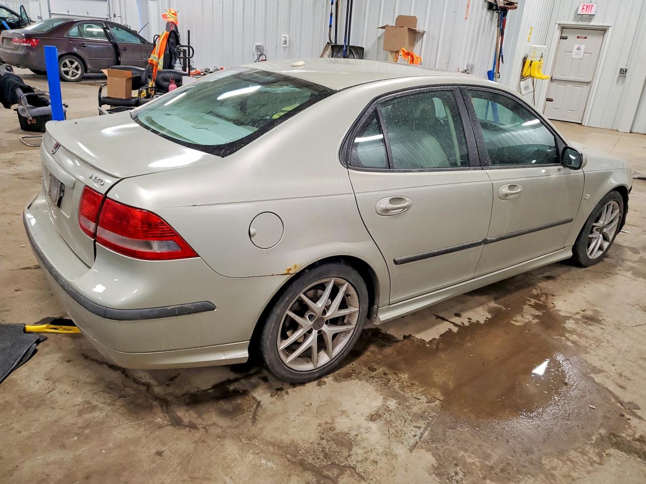 2005 Saab 9-3 Aero Gold vin: YS3FH49Y151054307