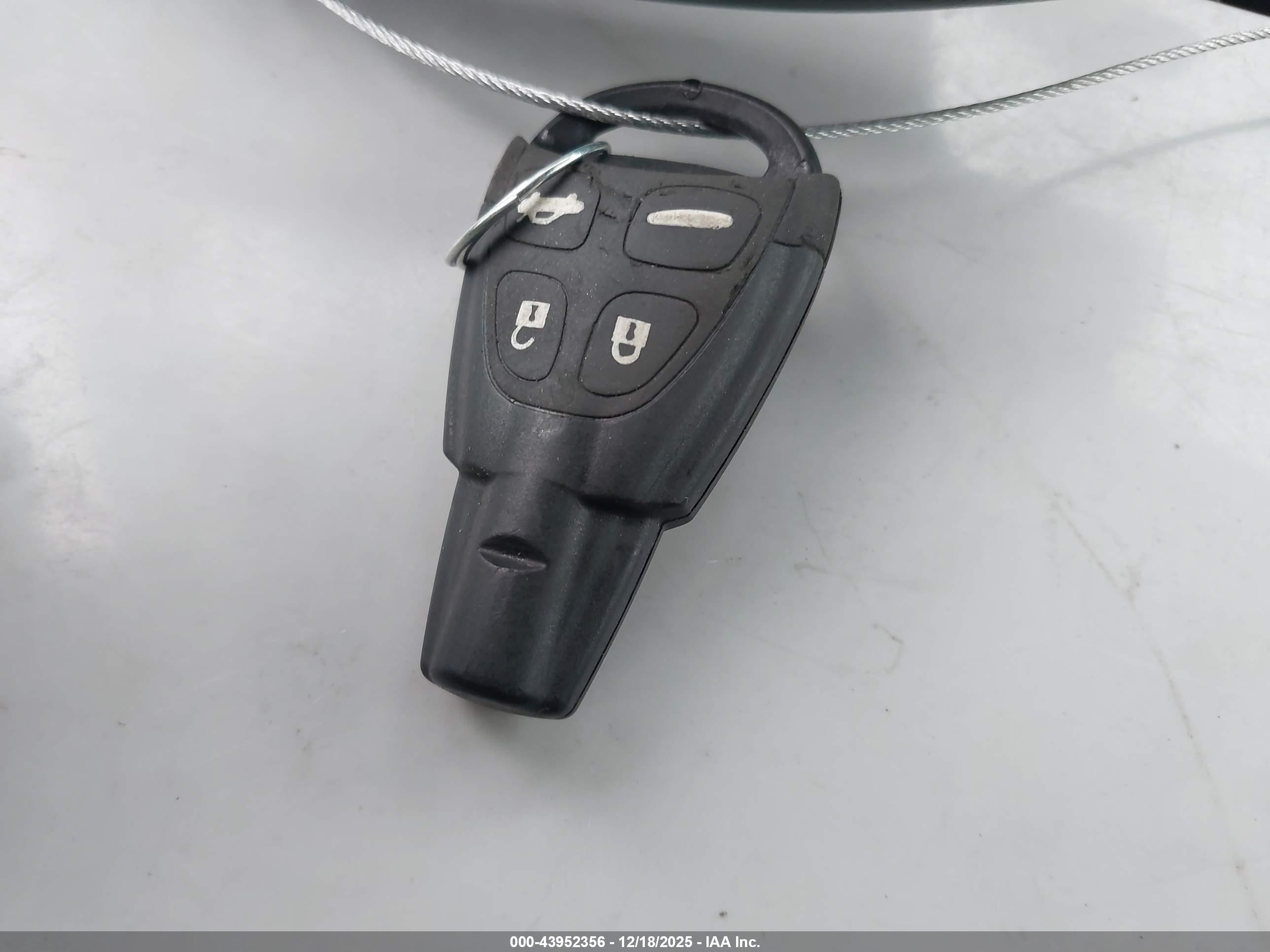 2009 Saab 9-3 Aero Turquoise vin: YS3FH52RX91008375