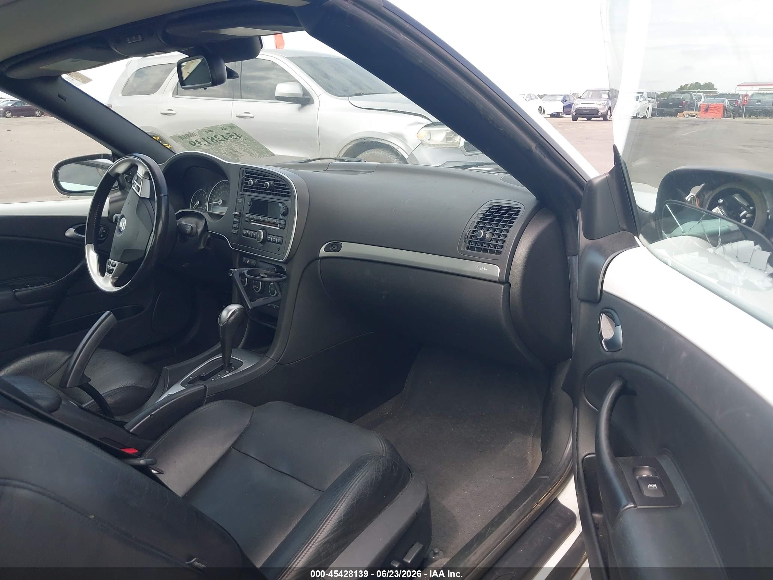2008 Saab 9-3 Aero White vin: YS3FH71U286001309