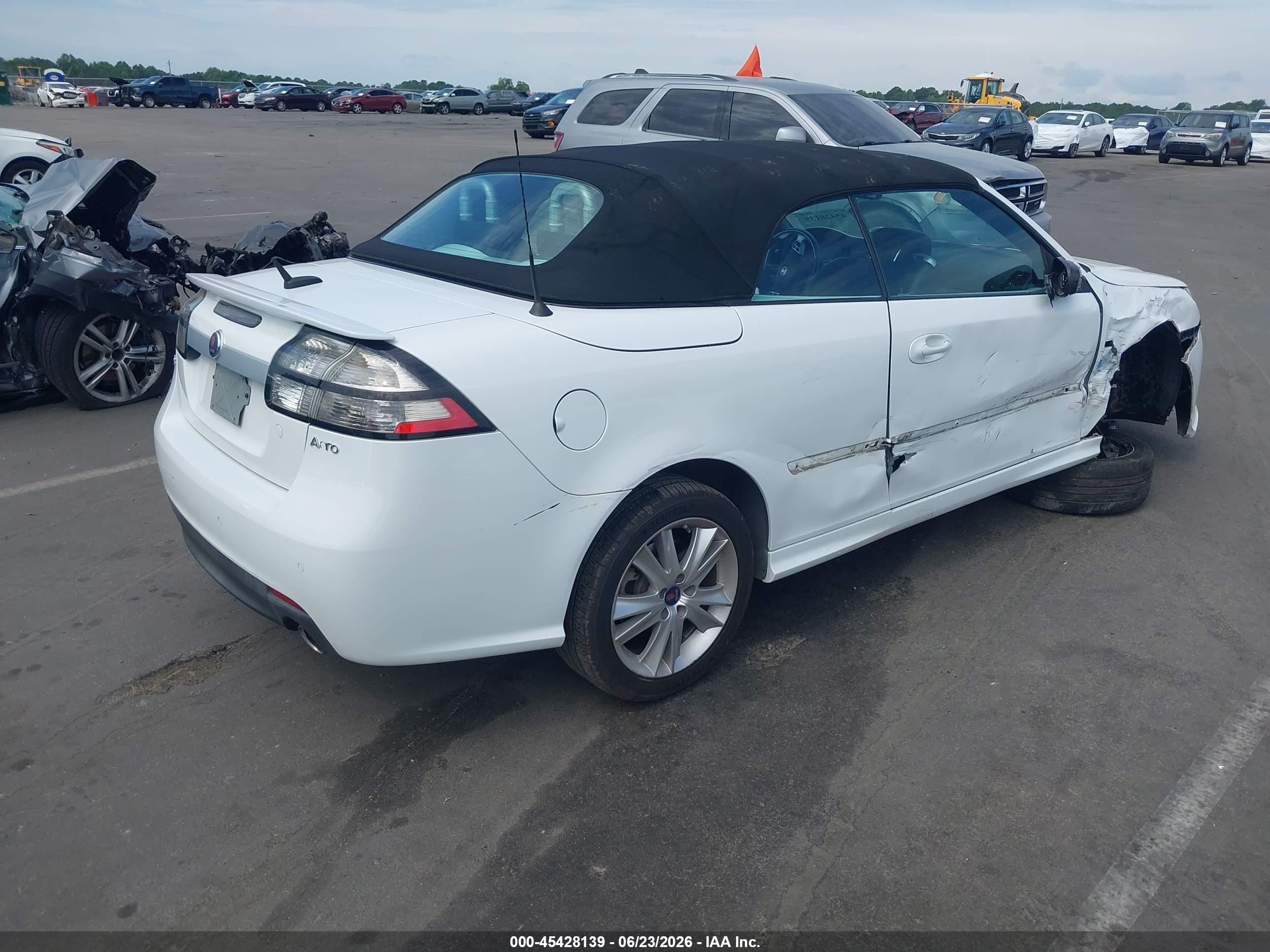 2008 Saab 9-3 Aero White vin: YS3FH71U286001309