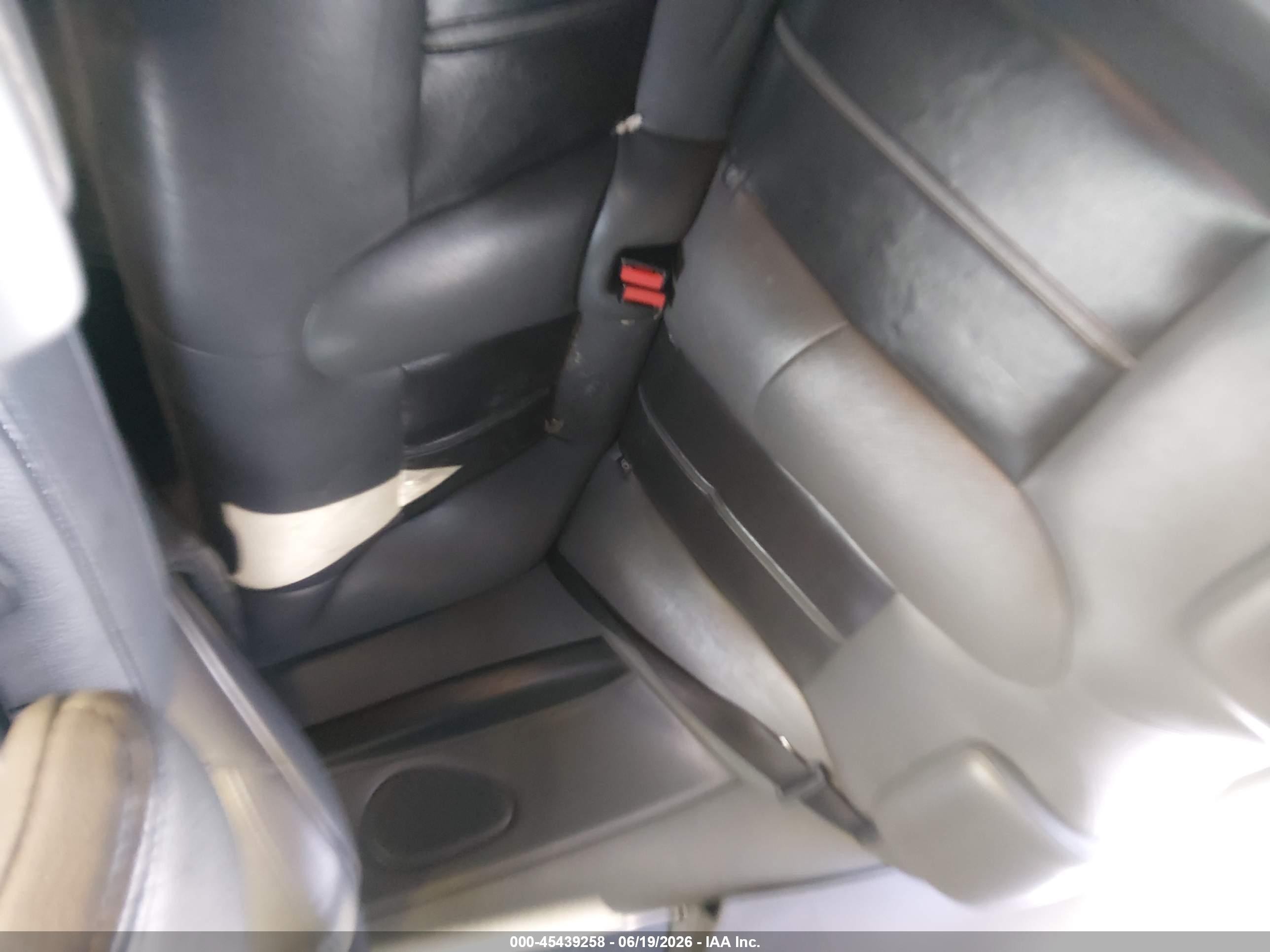 2007 Saab 9-3 Aero Gold vin: YS3FH71U976101390