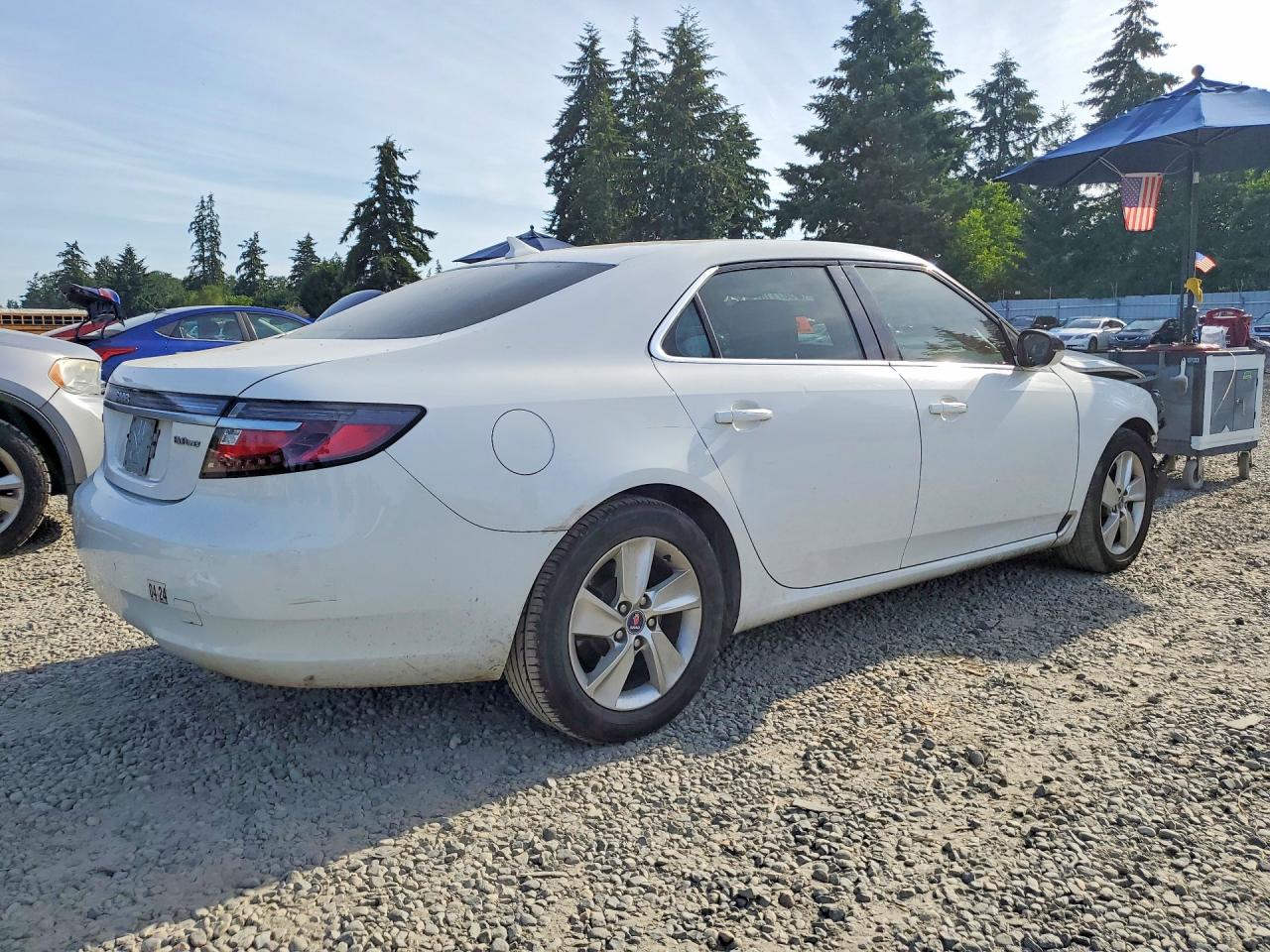 2011 Saab 9-5 Turbo Белый vin: YS3GN4AR9B4000569