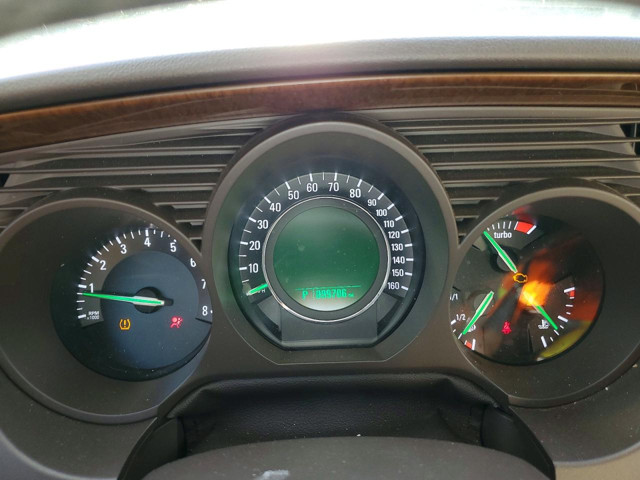 2011 Saab 9-5 Turbo Белый vin: YS3GN4AR9B4000569