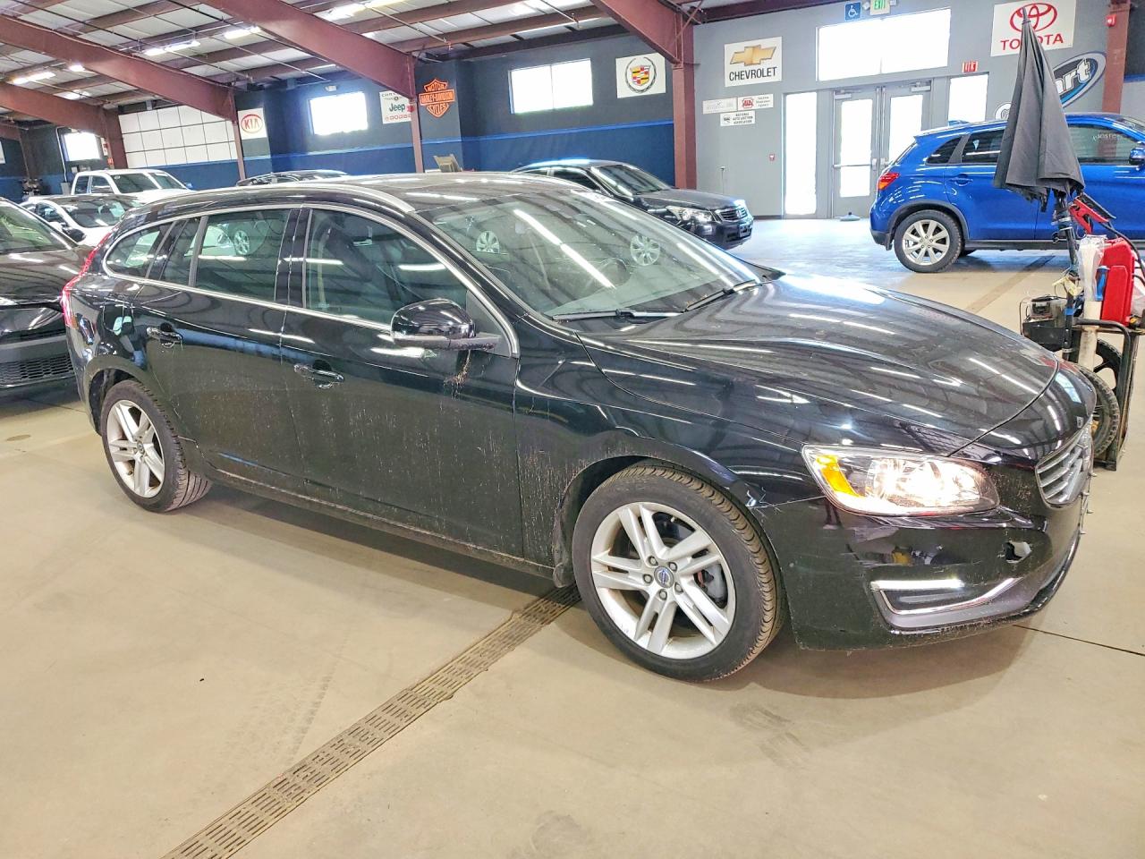 2015 Volvo V60 Premier+ Black vin: YV126MEC5F1207076