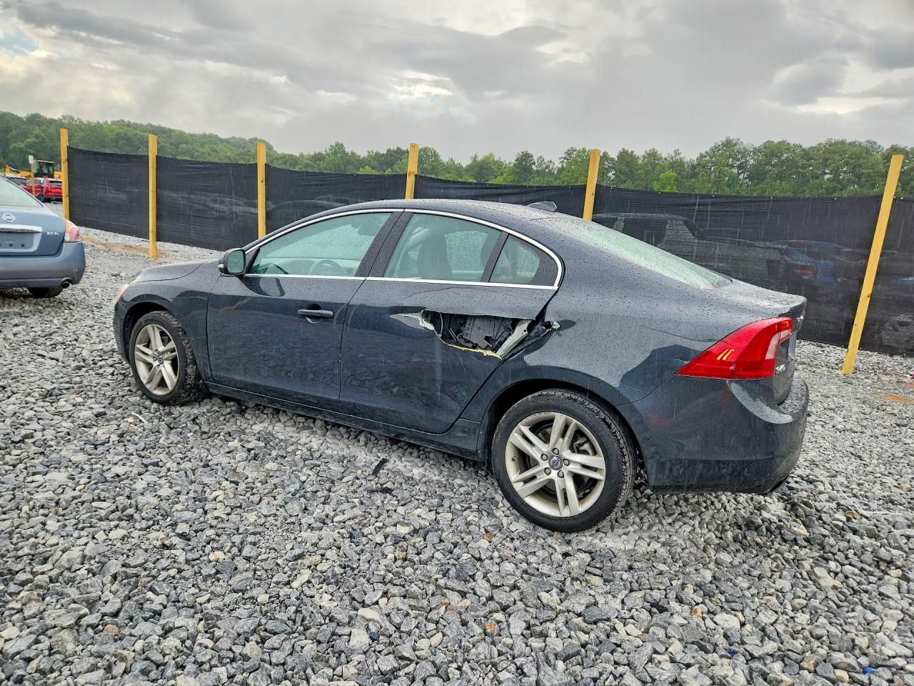 2015 Volvo S60 Premier Gray vin: YV126MFB4F1304940