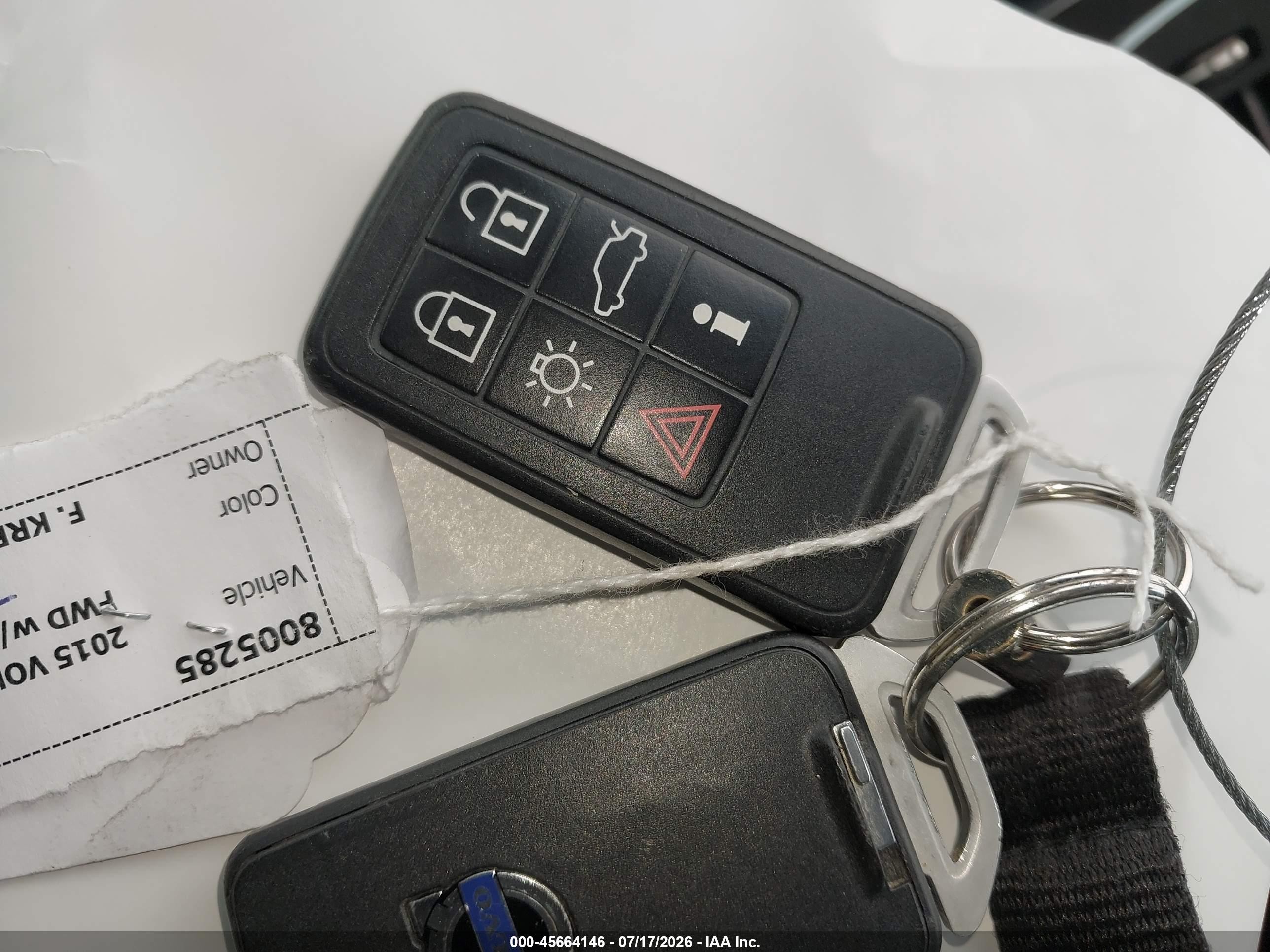 2015 Volvo S60 T5 Premier Silver vin: YV126MFB4F1305070