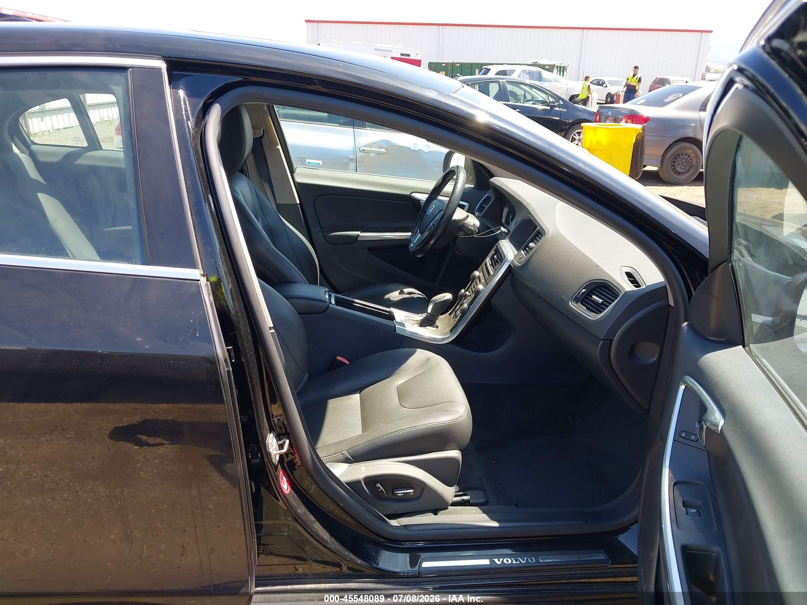 2015 Volvo S60 T5 Premier Black vin: YV126MFB8F2314171